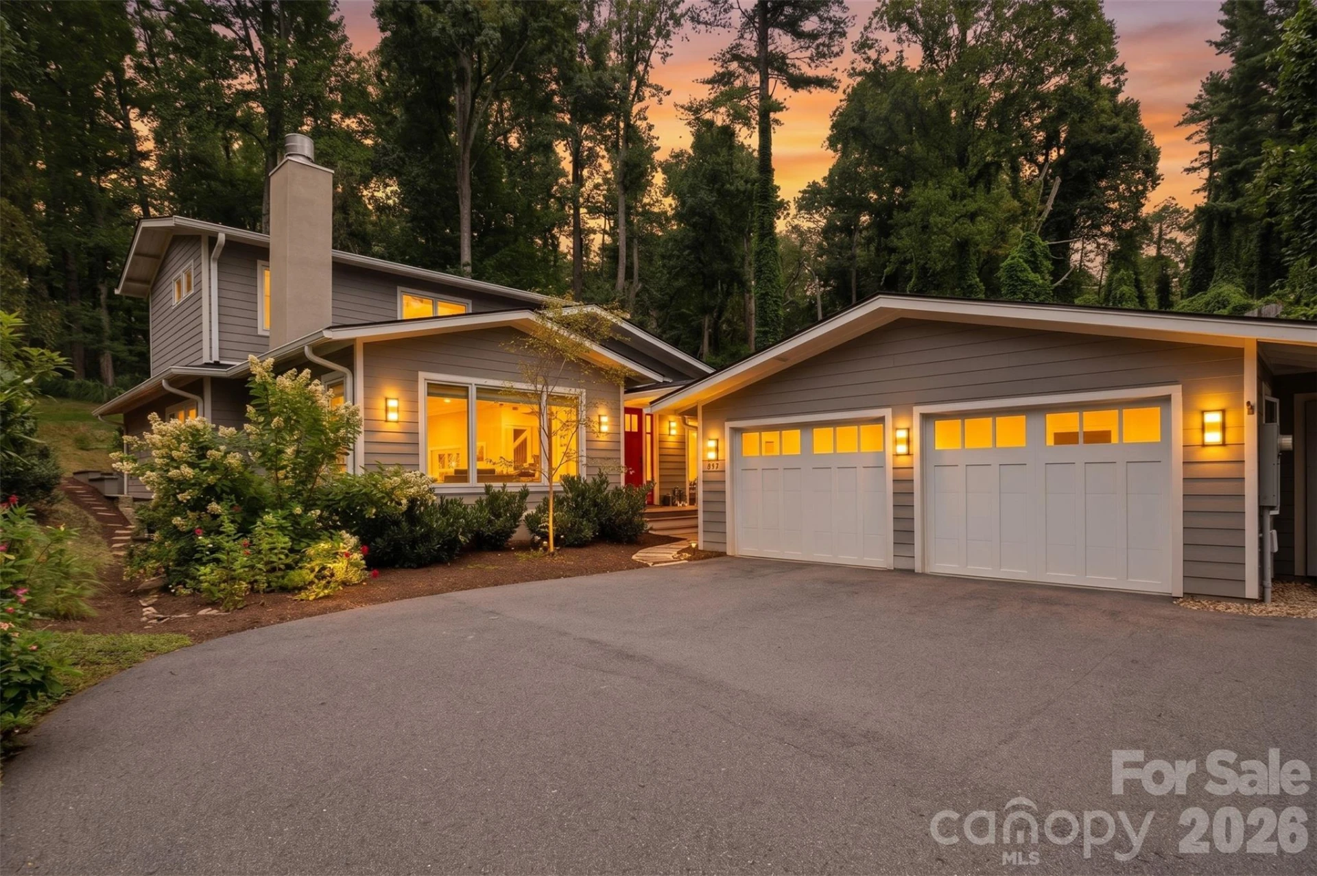 497 Kimberly Avenue
