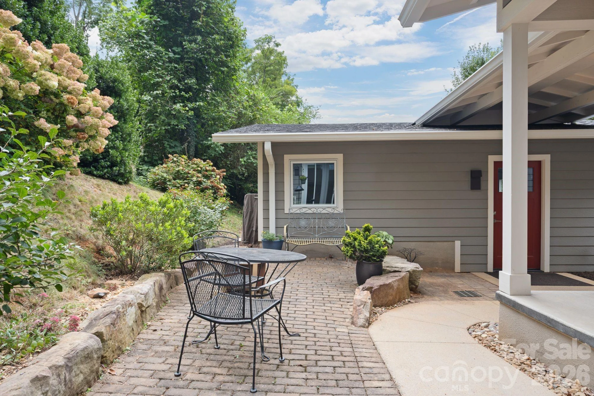 497 Kimberly Avenue - Photo 5