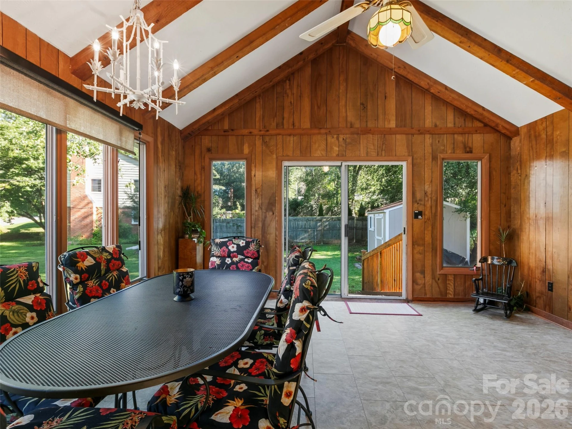 101 Castlerock Drive - Photo 7