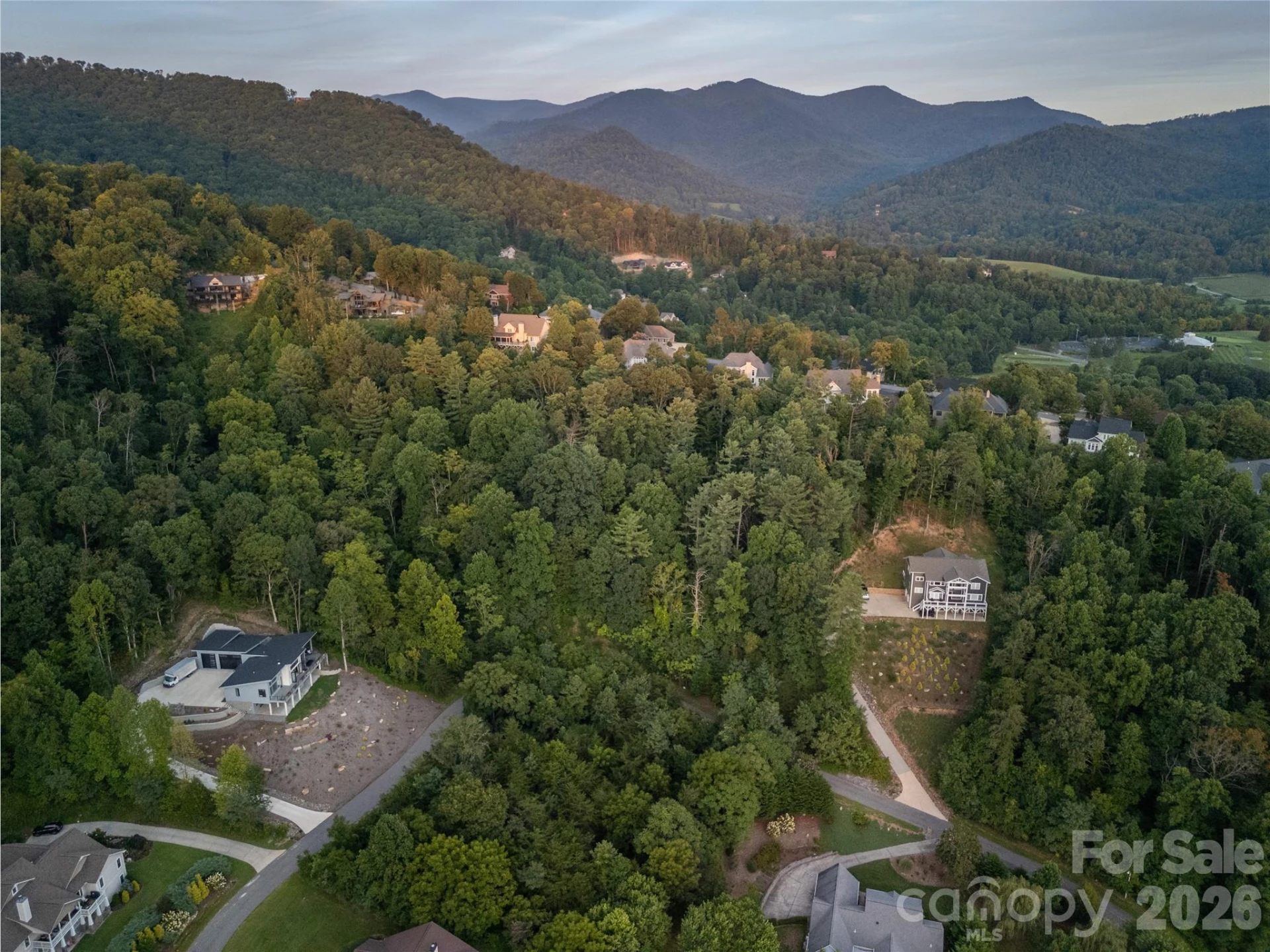 70 Hawtree Court - Photo 12
