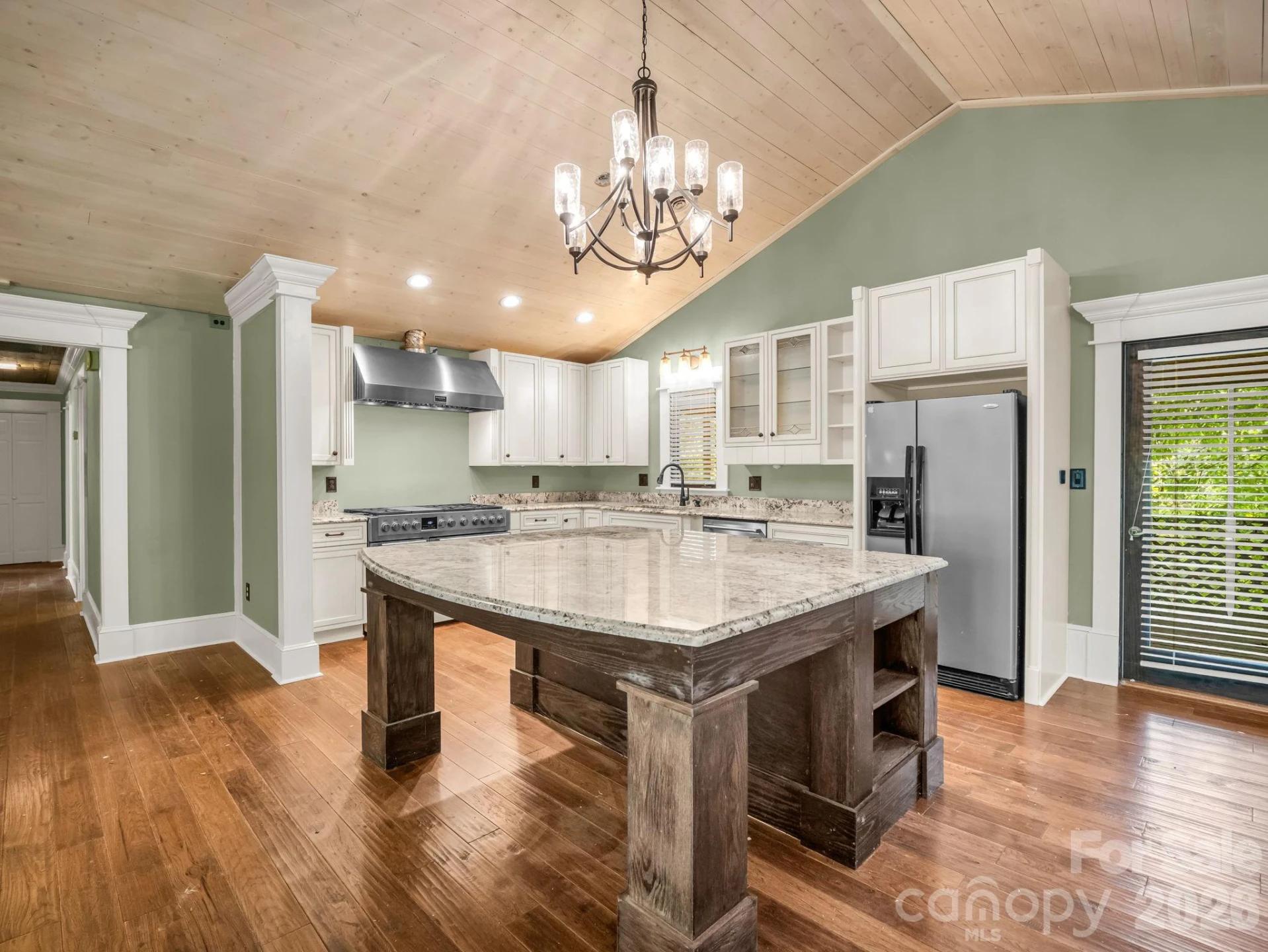 200 Woodland Circle - Photo 18