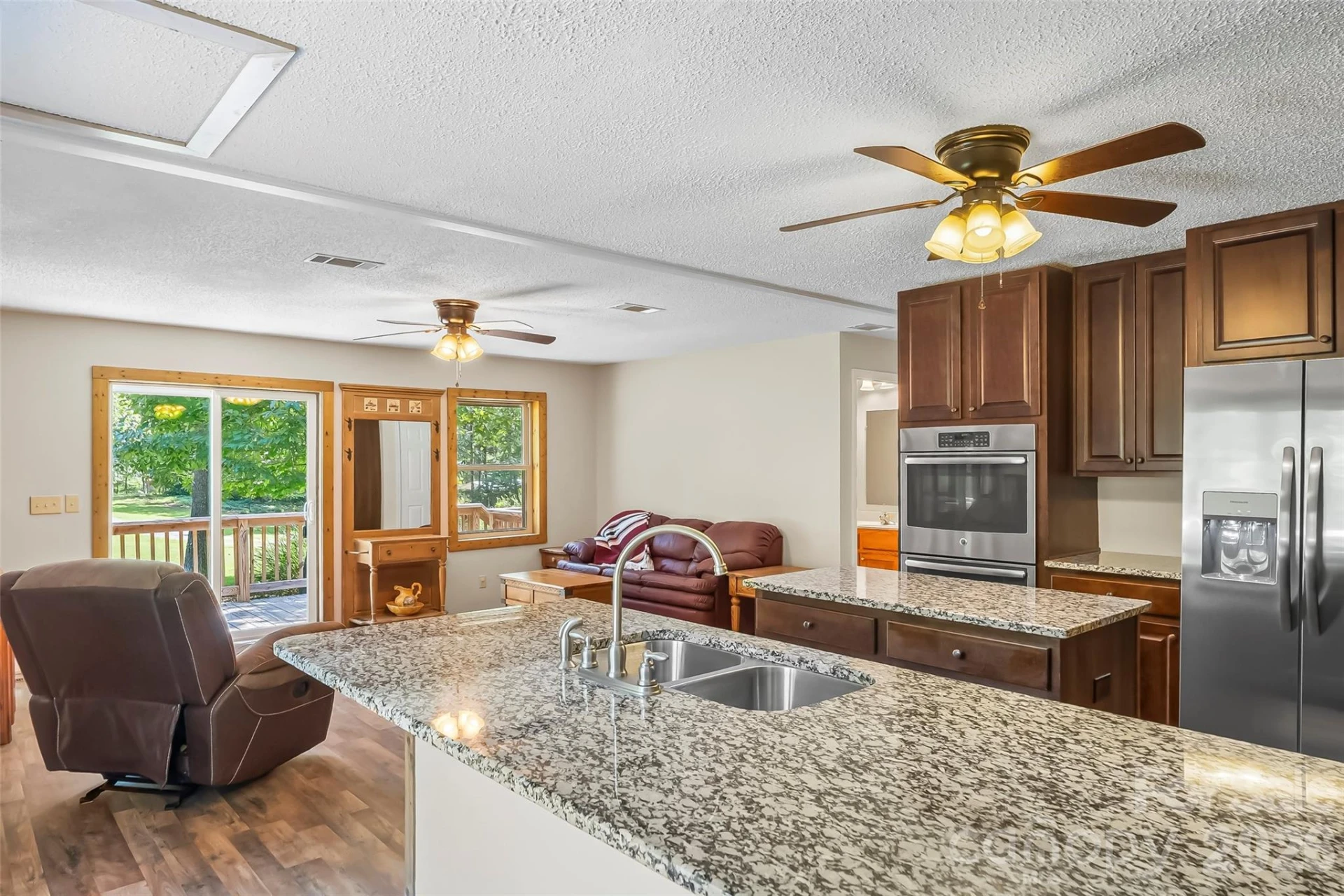 3377 Mentink Way - Photo 4