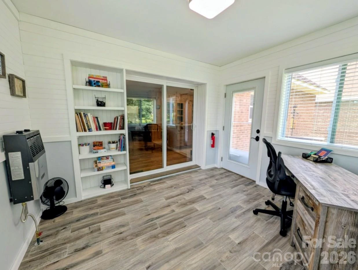 213 Rustling Pines Drive - Photo 16