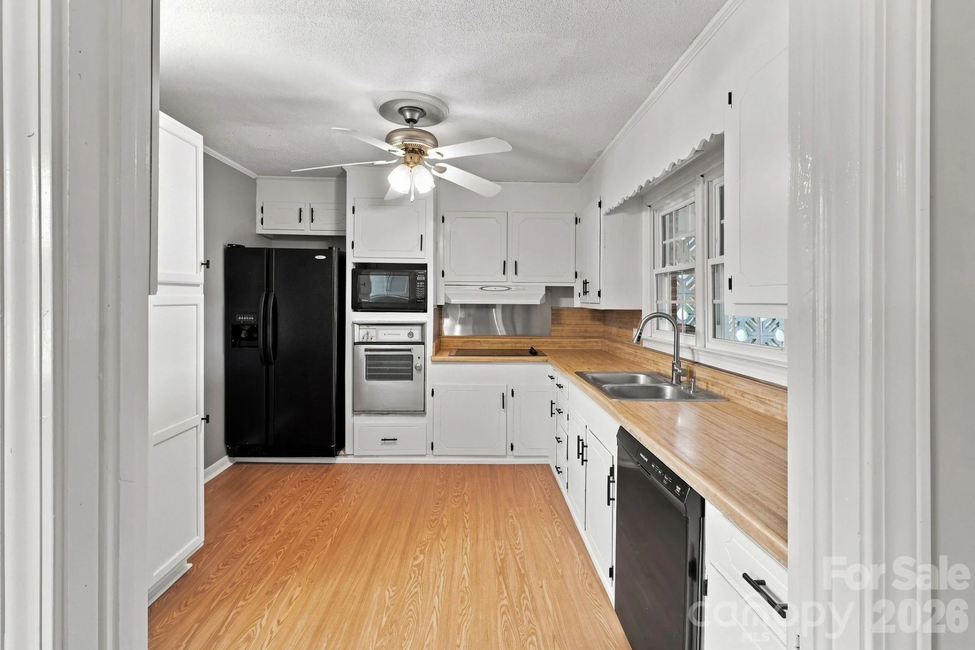 1664 Chase High Road - Photo 10