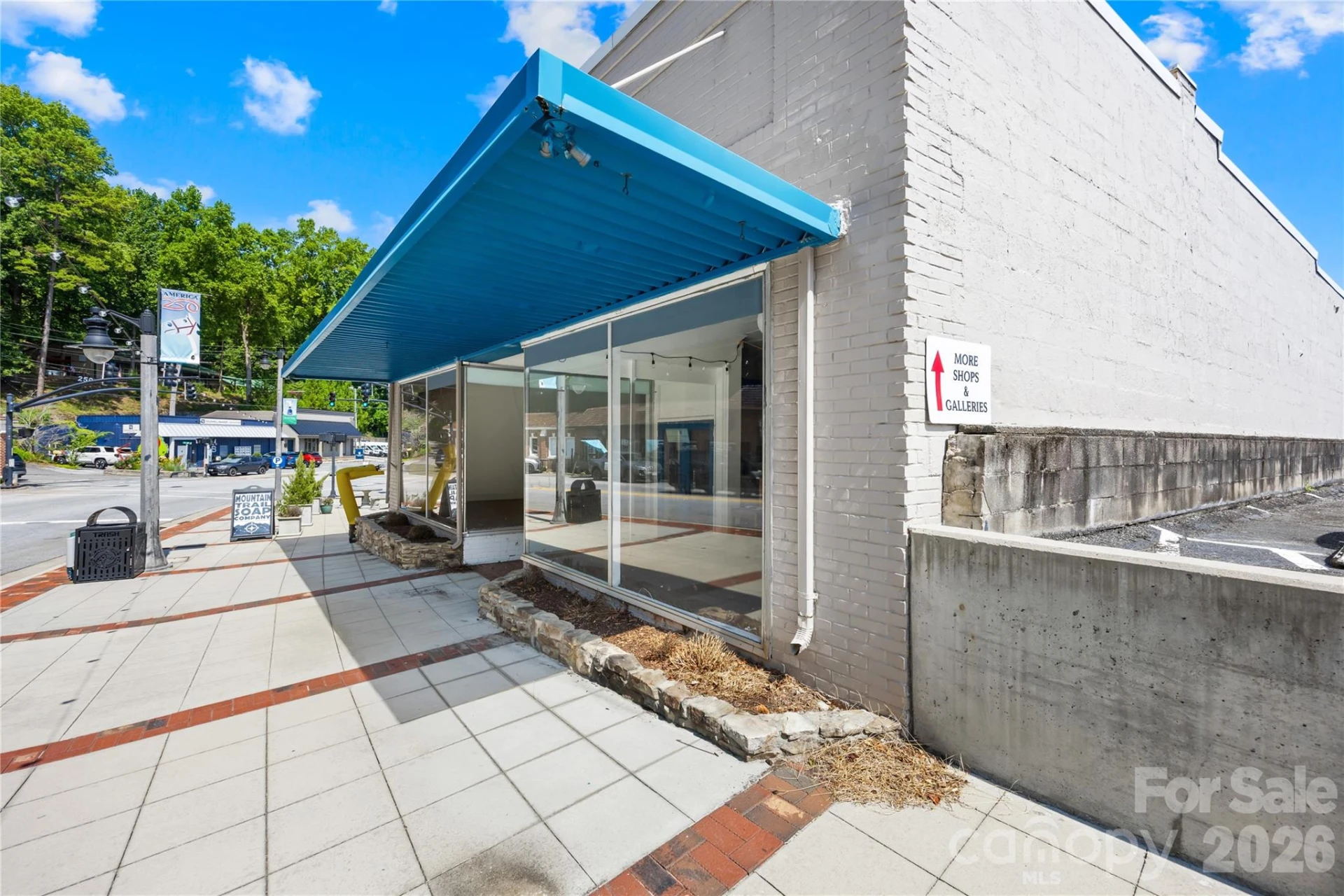 158,148 N Trade Street - Photo 5