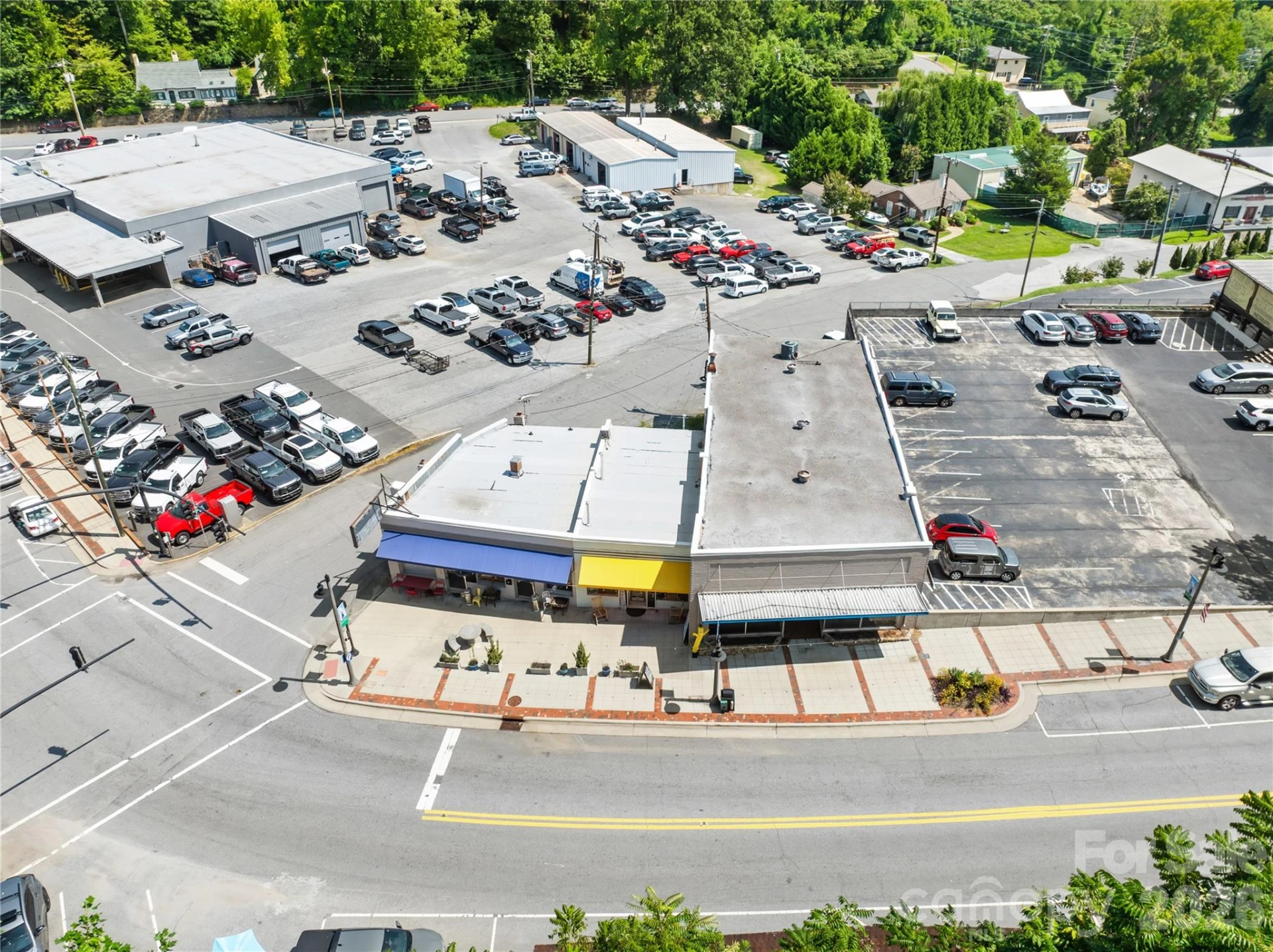 158,148 N Trade Street - Photo 8