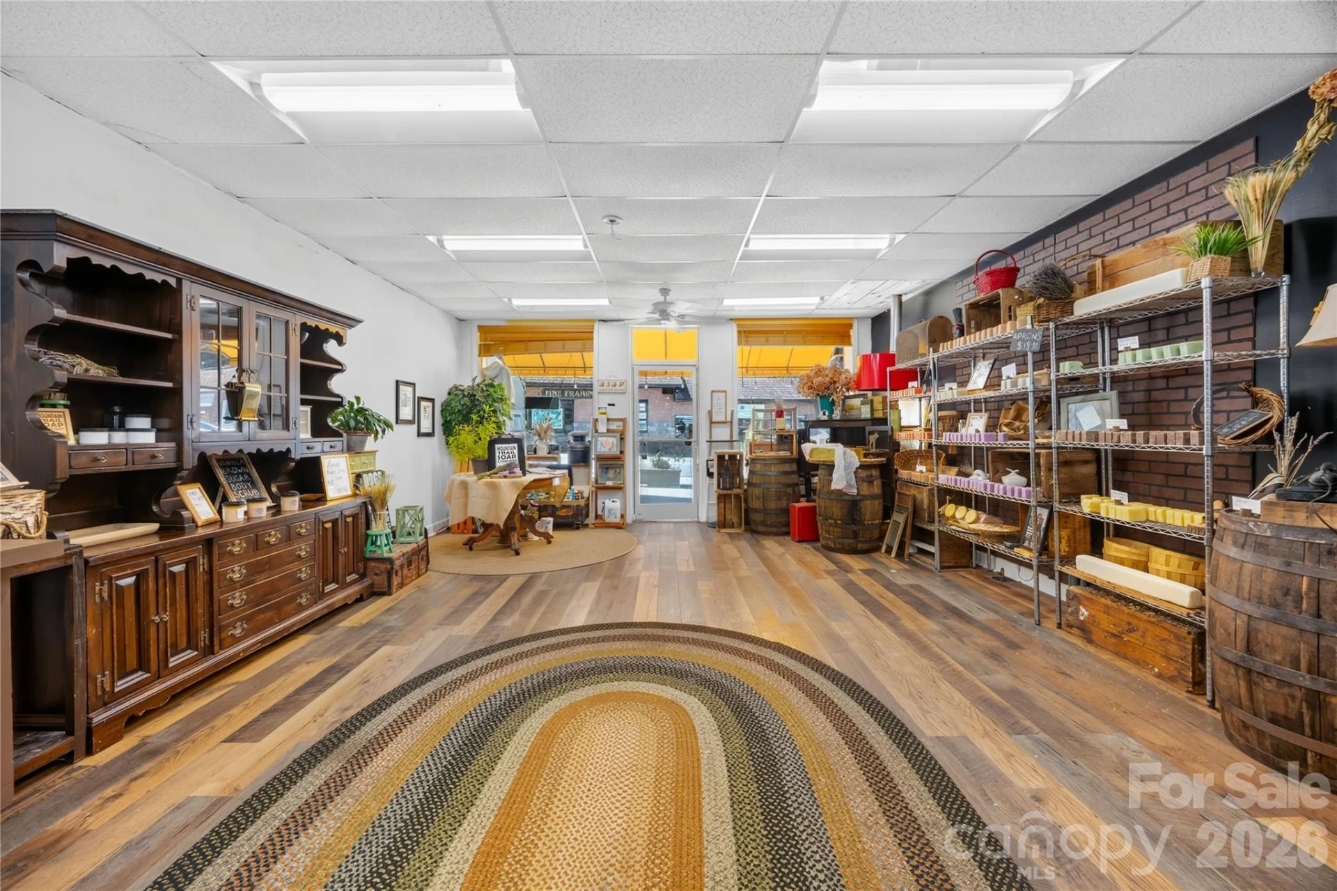 158,148 N Trade Street - Photo 25