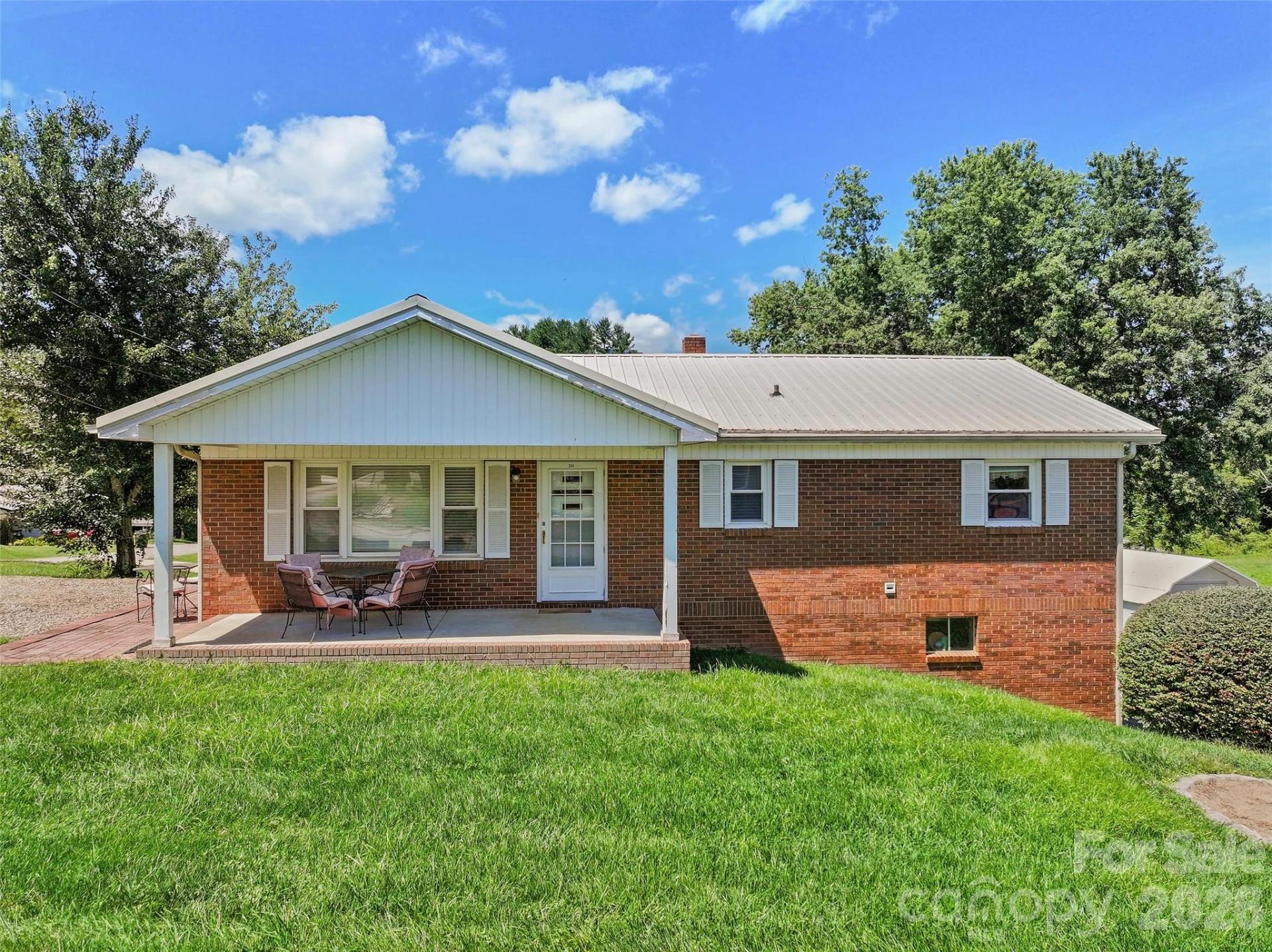 354 Oakdale Road
