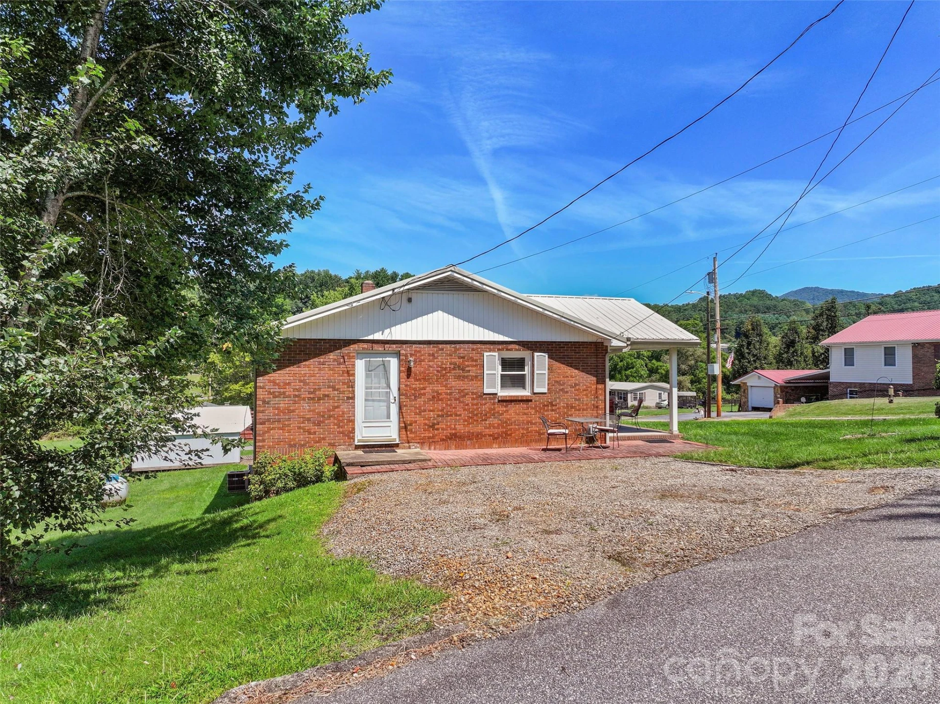 354 Oakdale Road - Photo 7