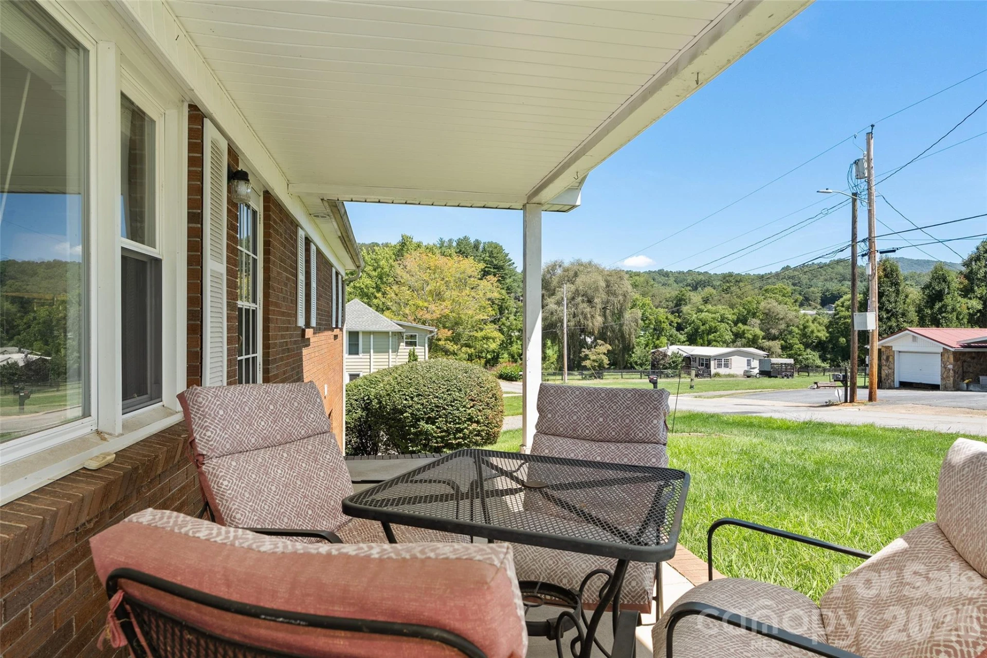 354 Oakdale Road - Photo 8