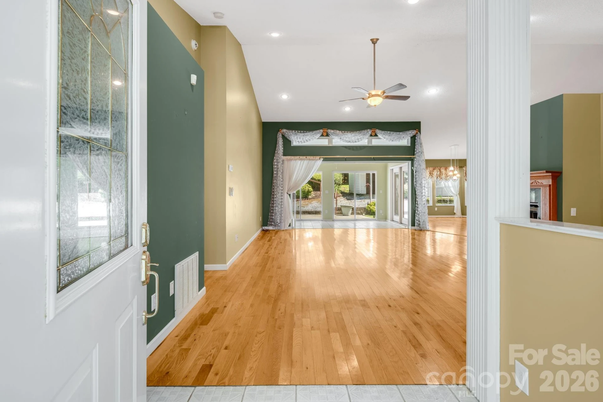 225 Arbor Lane - Photo 4