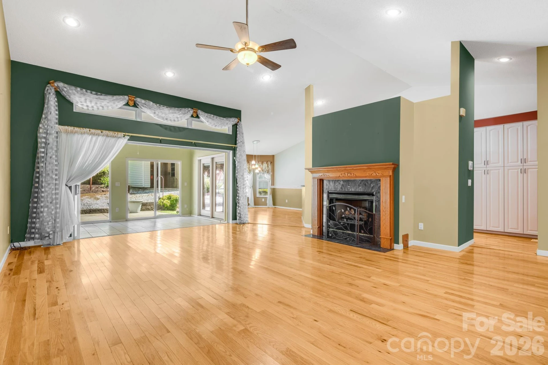 225 Arbor Lane - Photo 7
