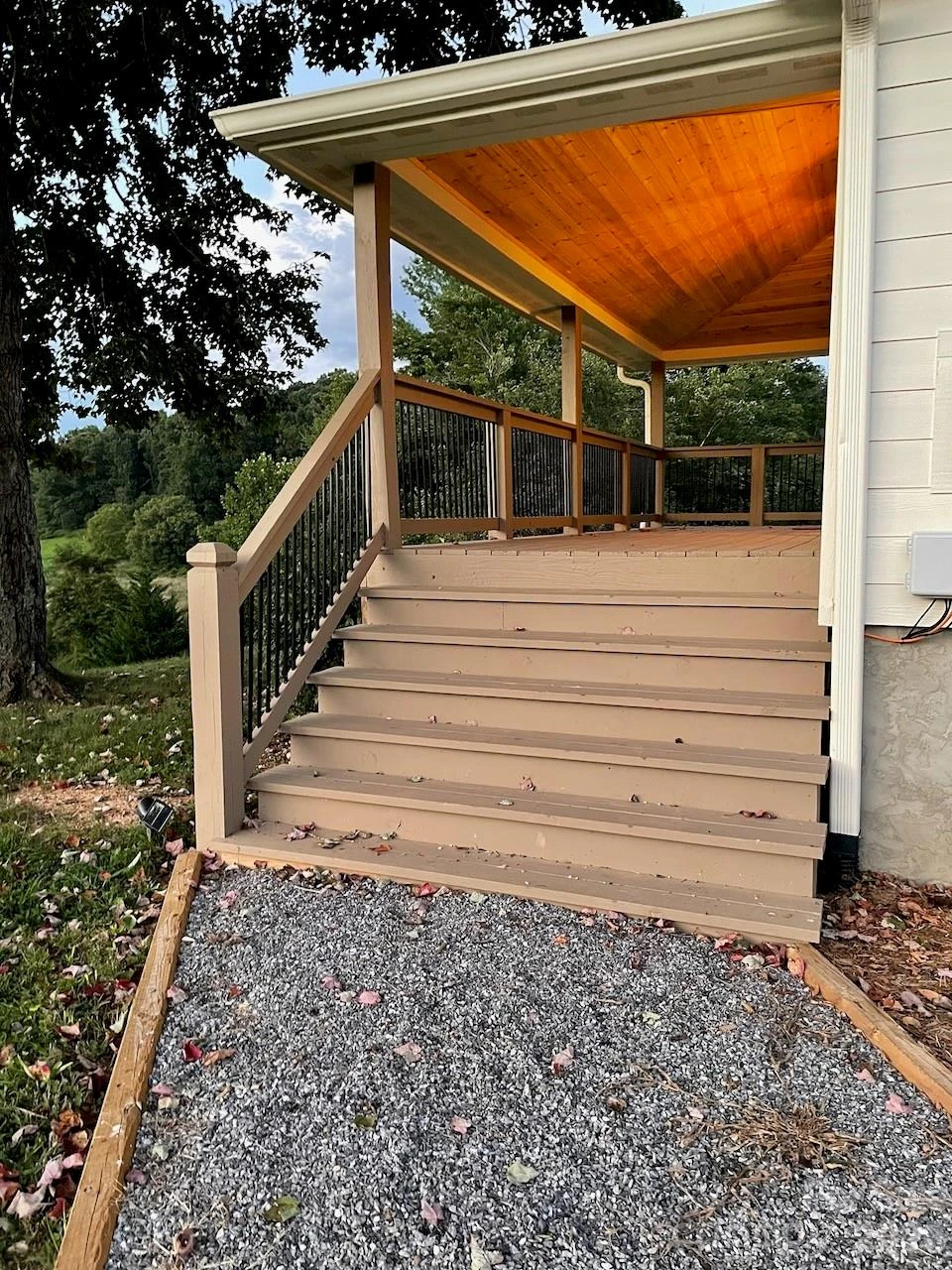255 Dix Creek No 1 Road - Photo 2
