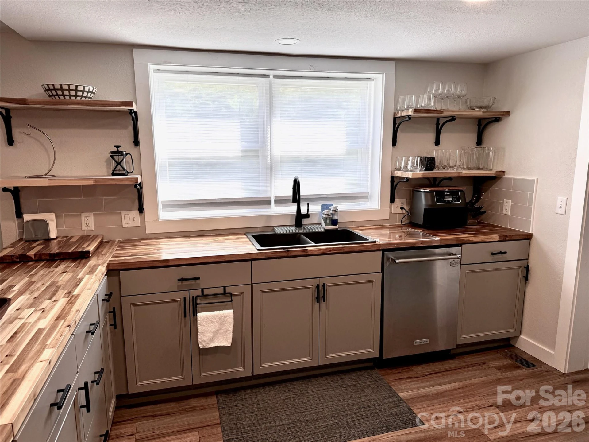 255 Dix Creek No 1 Road - Photo 20