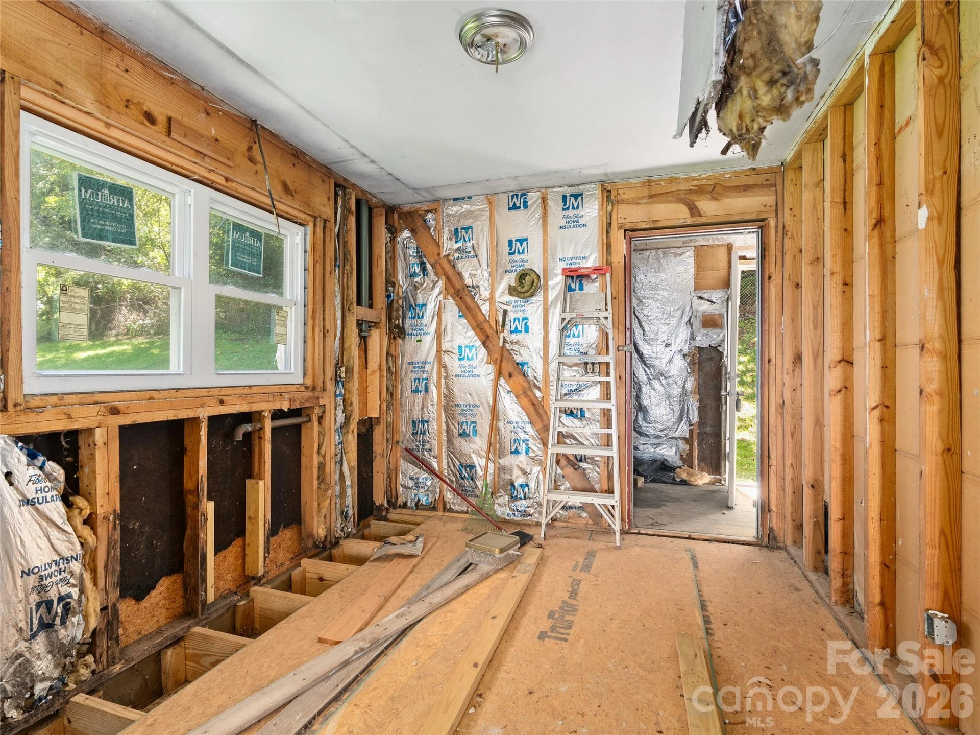 24 Vine Street - Photo 9