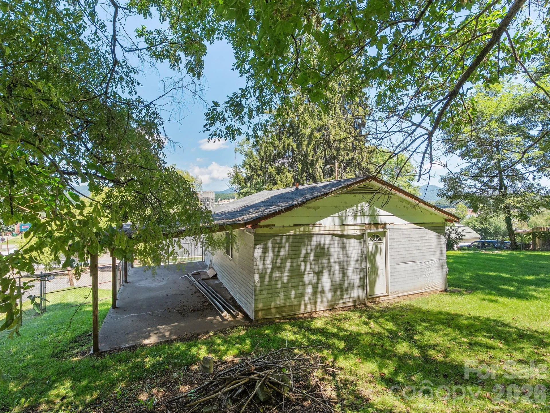 24 Vine Street - Photo 14