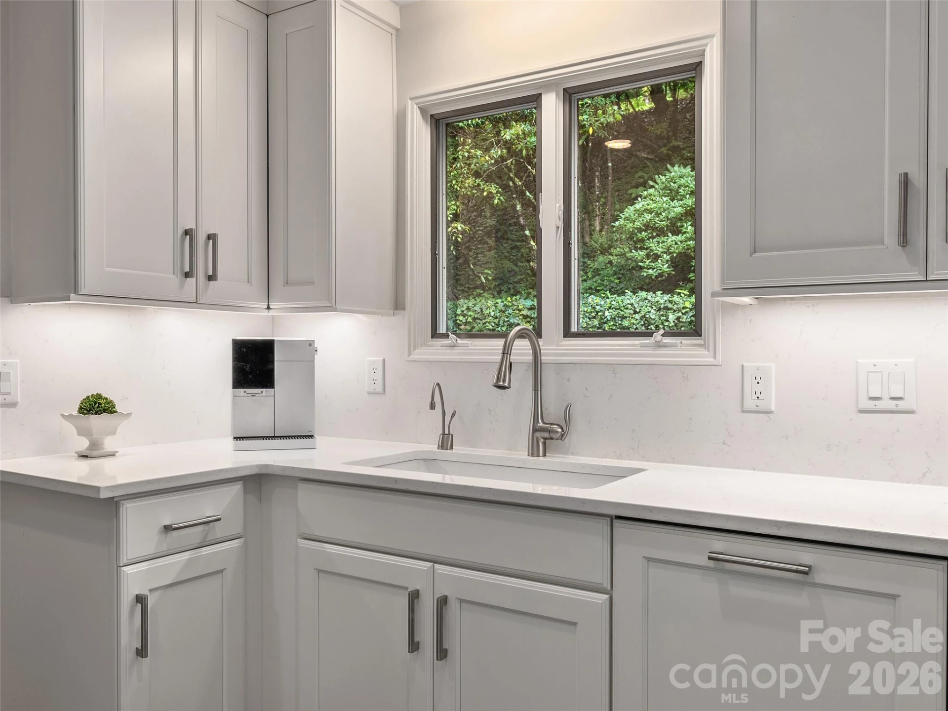 474 Scenic Circle - Photo 11