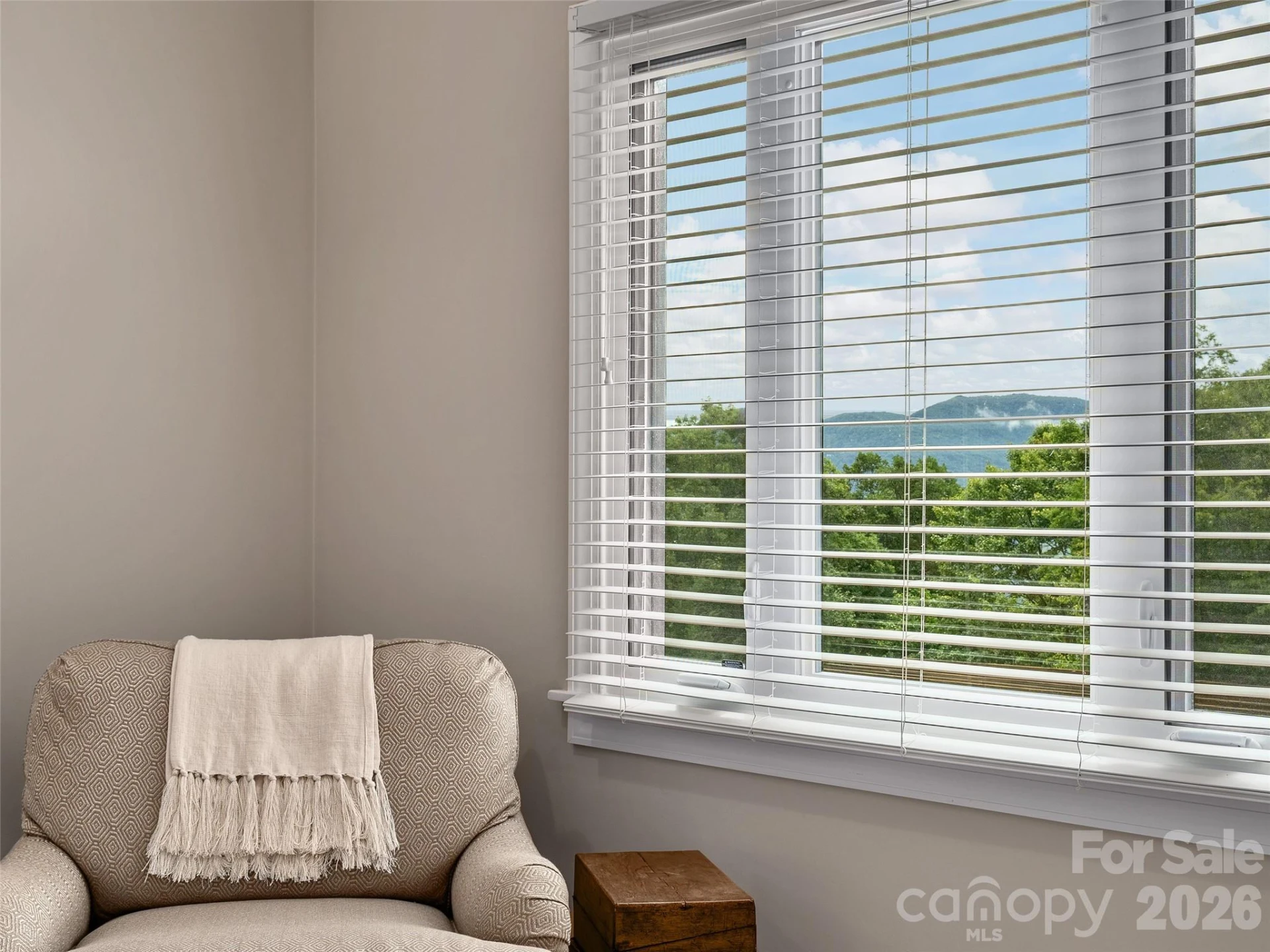474 Scenic Circle - Photo 18