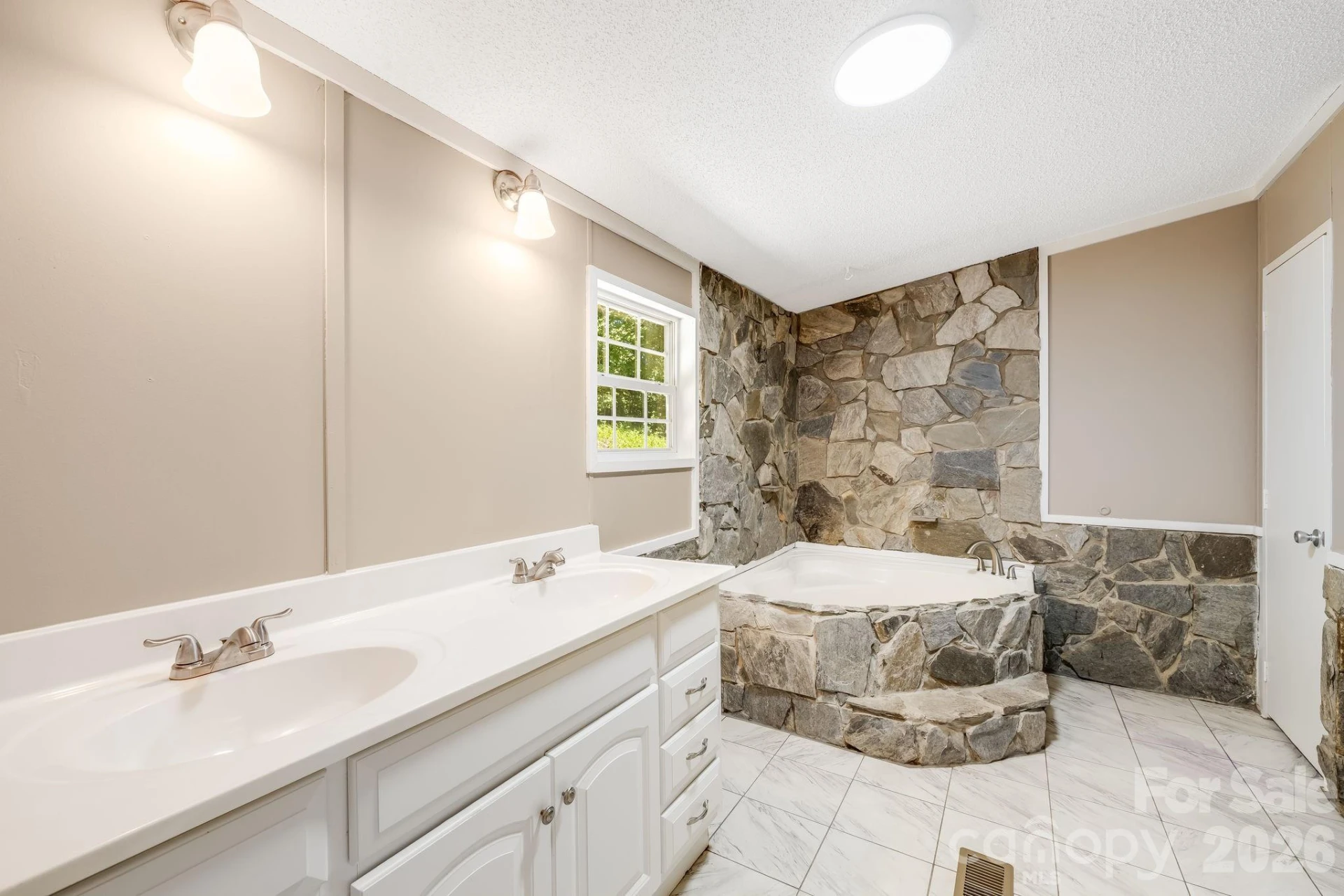 81 Spring Mountain Road - Photo 23