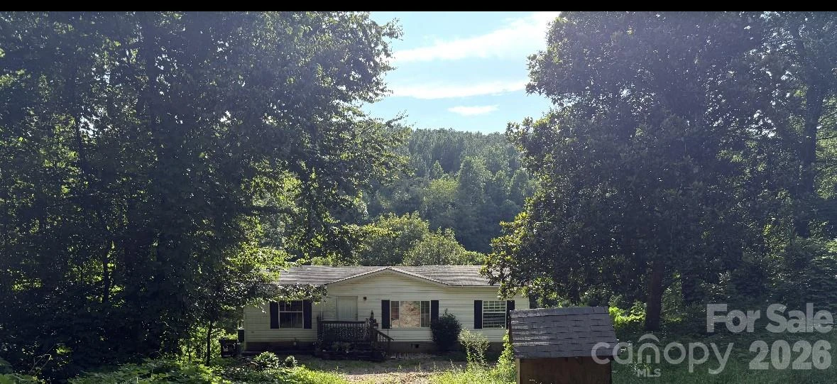 165 Shea Drive - Photo 2