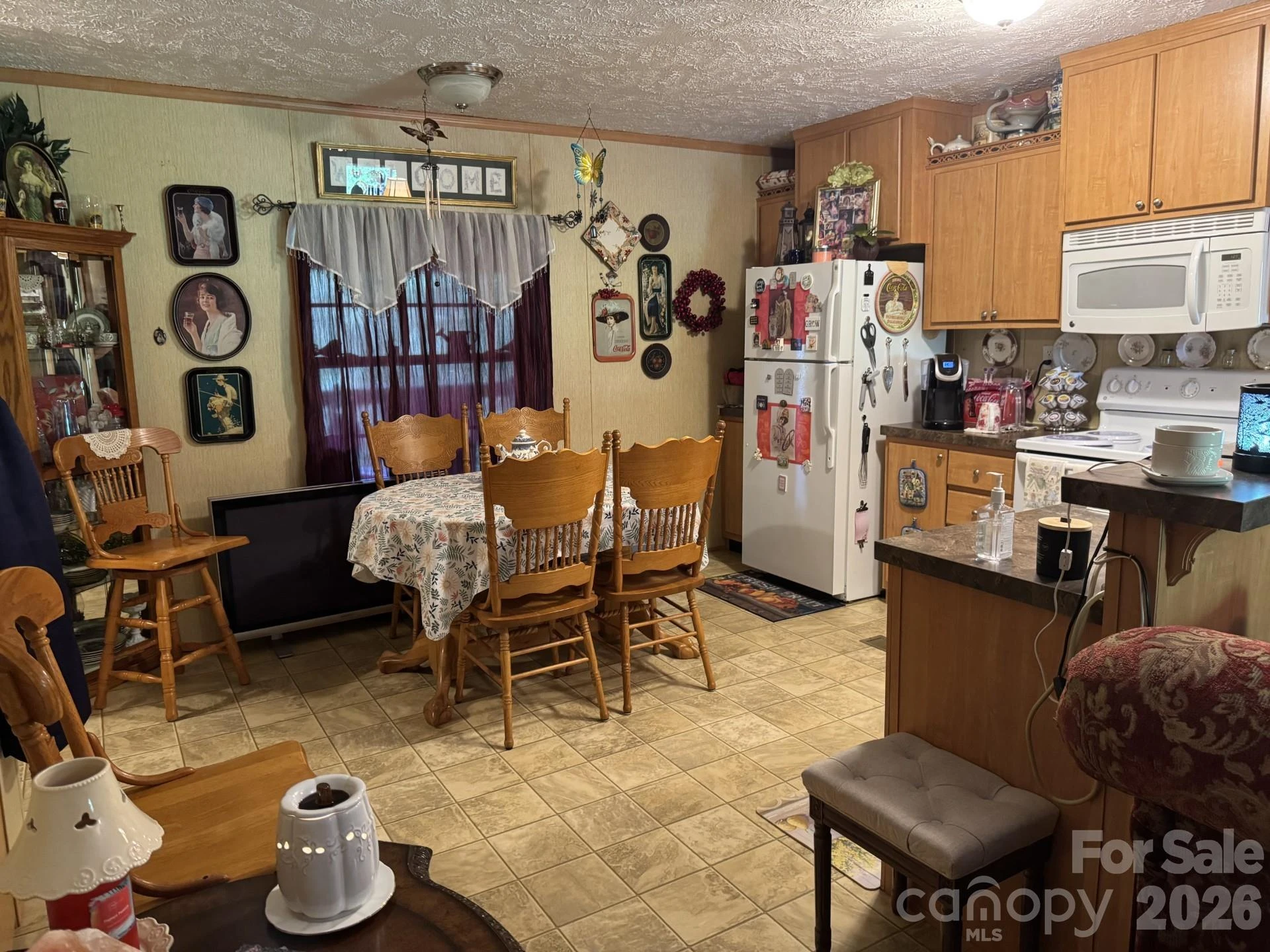 165 Shea Drive - Photo 3