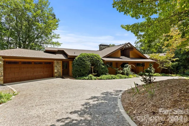 59 Chestnut Ridge Road