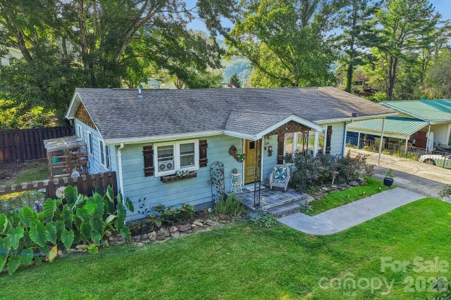 550 Lickstone Road, Waynesville, NC, 28786