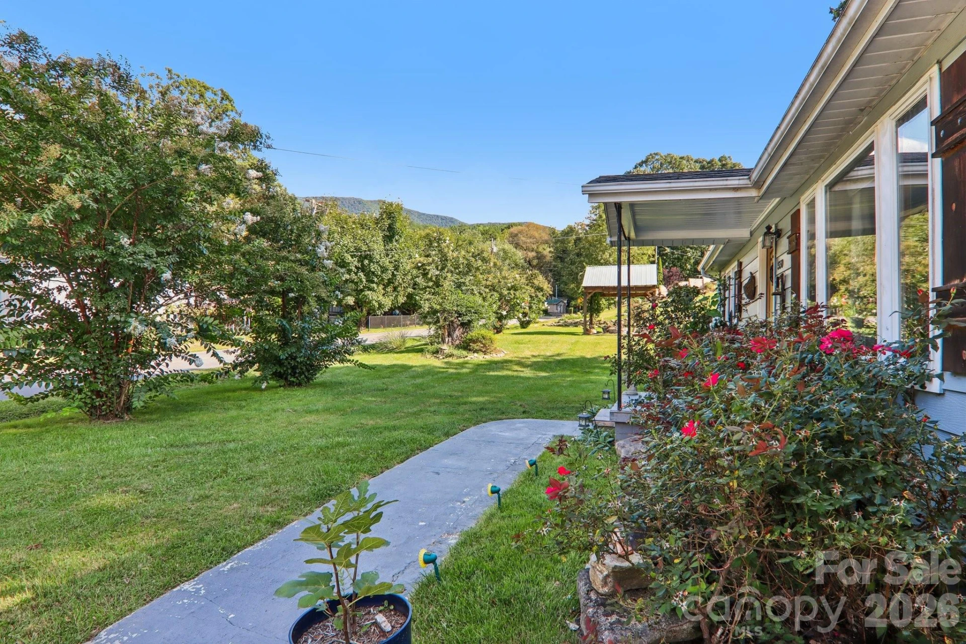 550 Lickstone Road - Photo 4