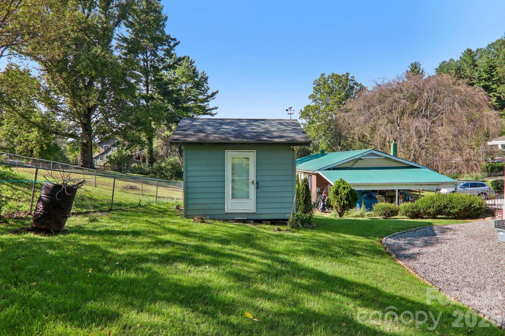 550 Lickstone Road - Photo 34
