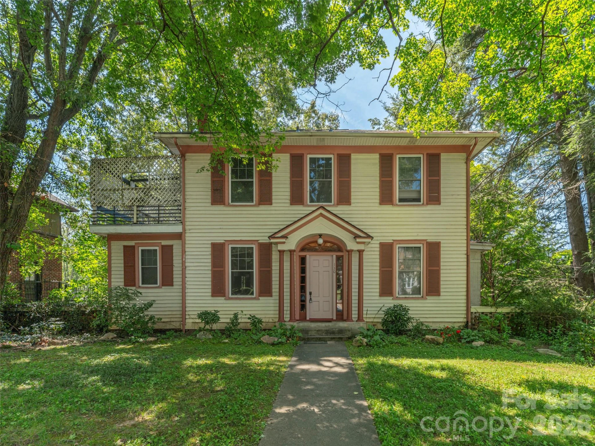 130 Edwin Place - Photo 2