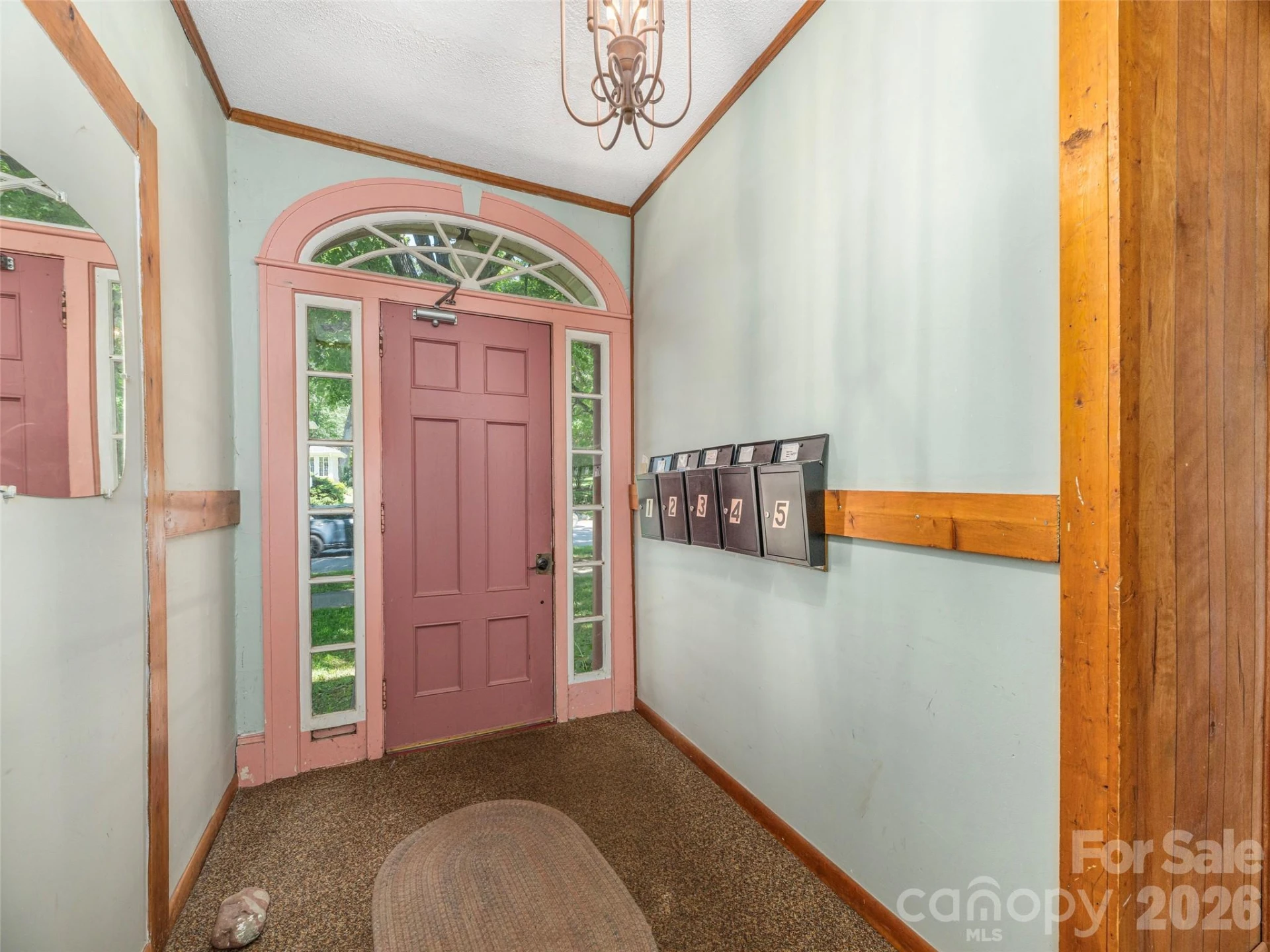 130 Edwin Place - Photo 4