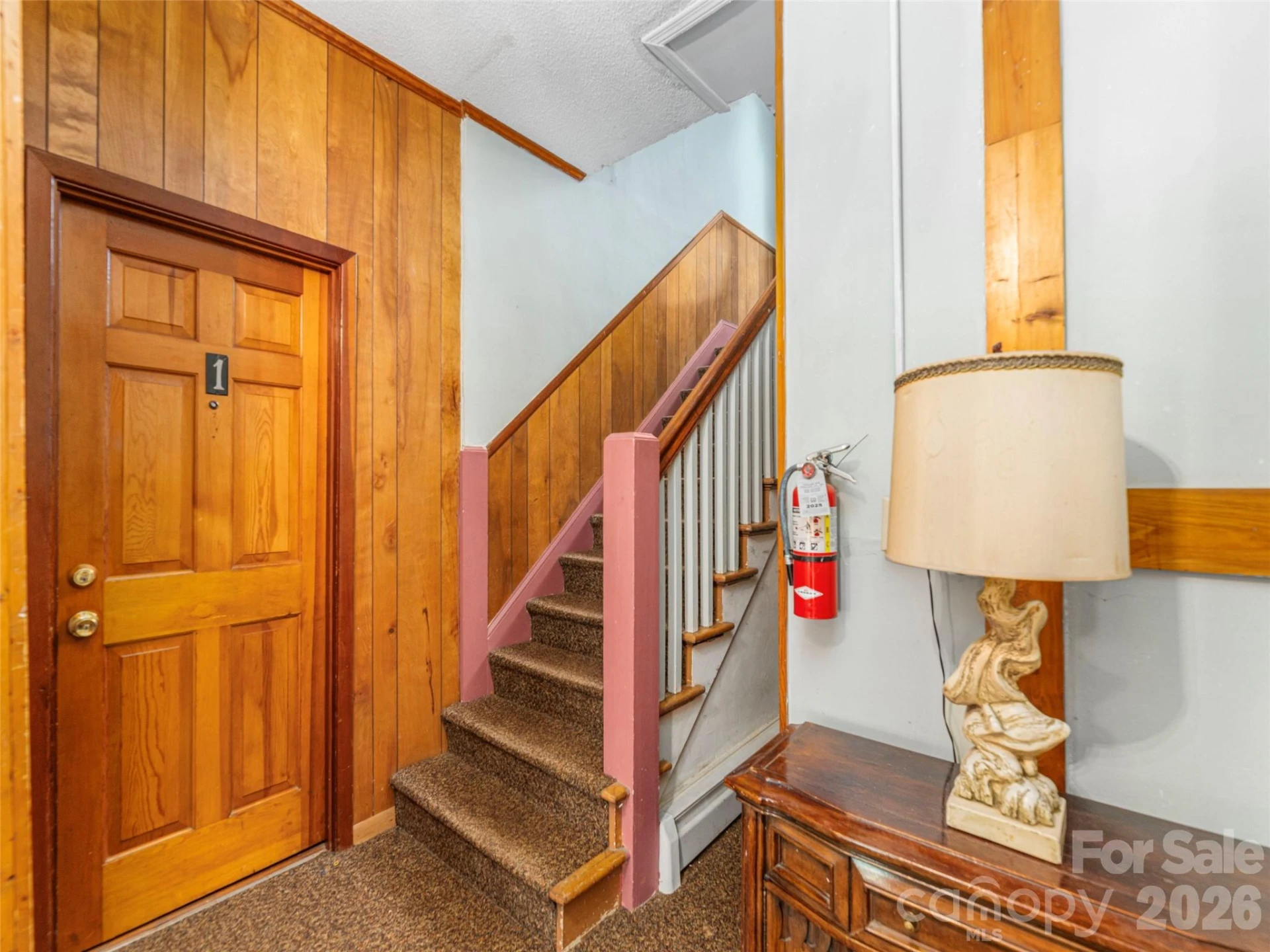 130 Edwin Place - Photo 5