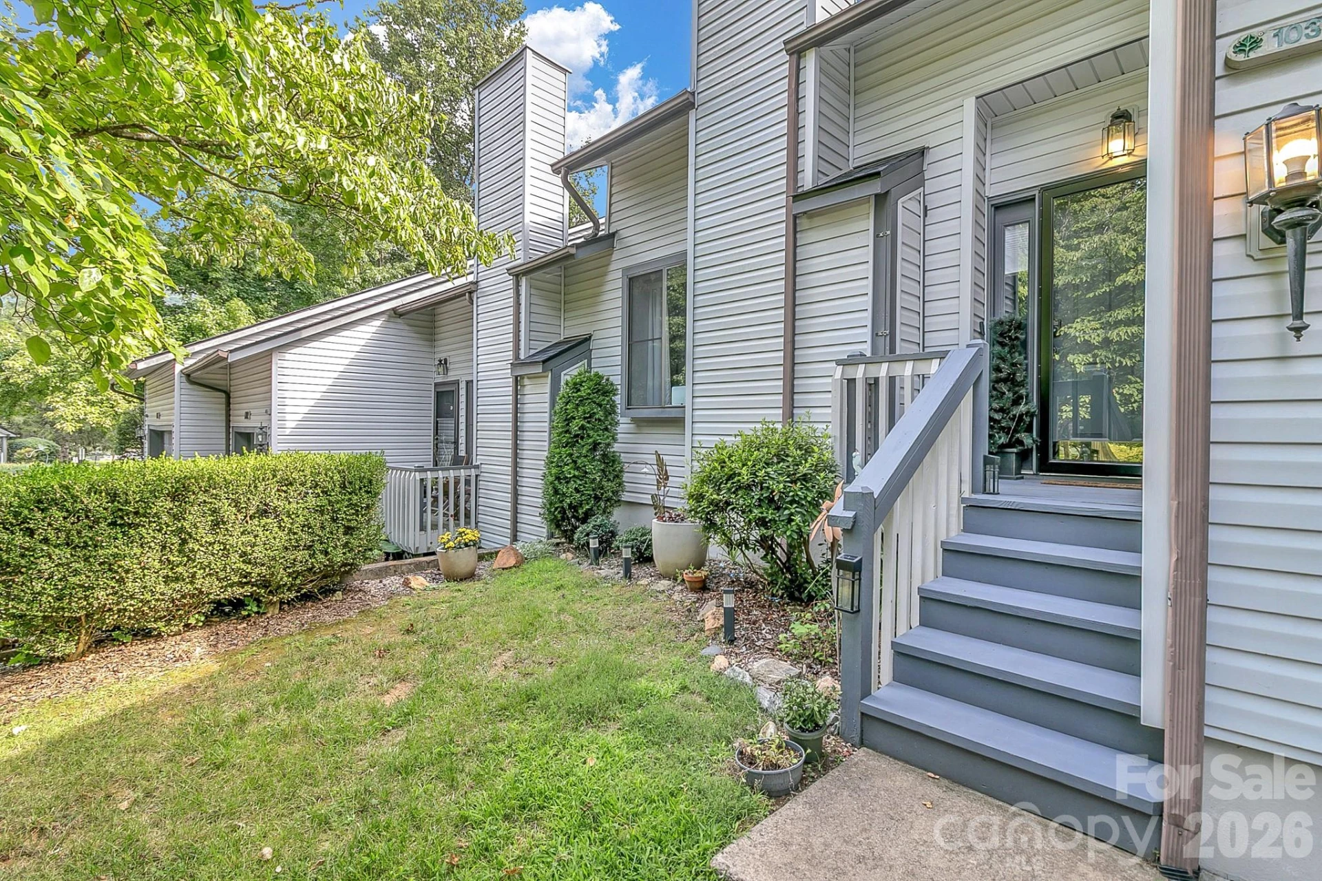 103 Cimarron Drive