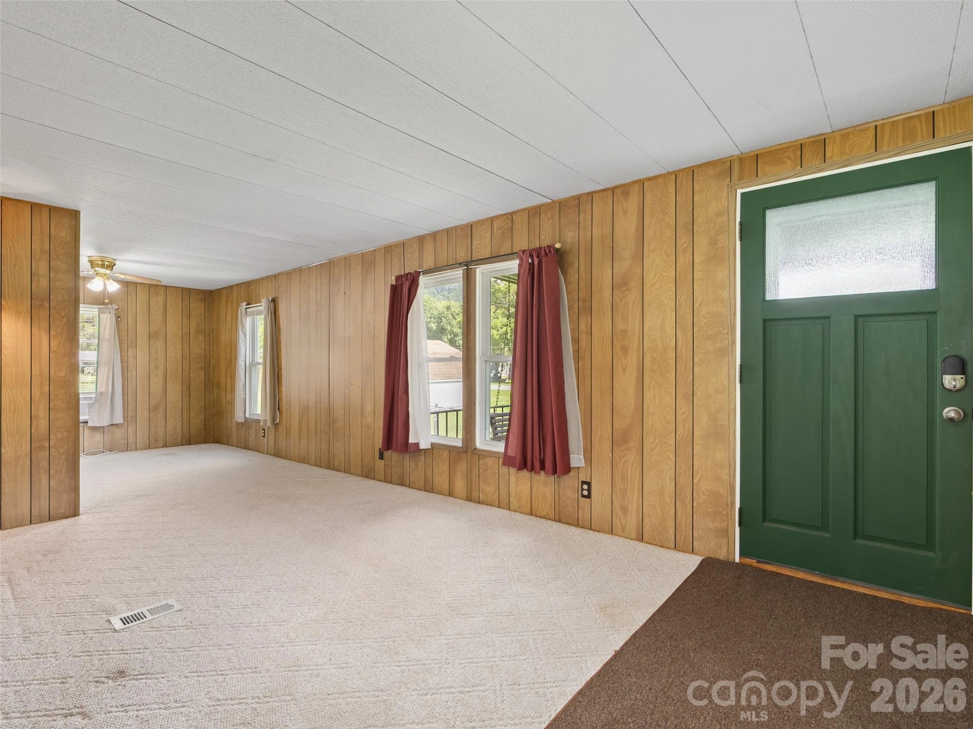 1254 Sulphur Springs Road - Photo 4