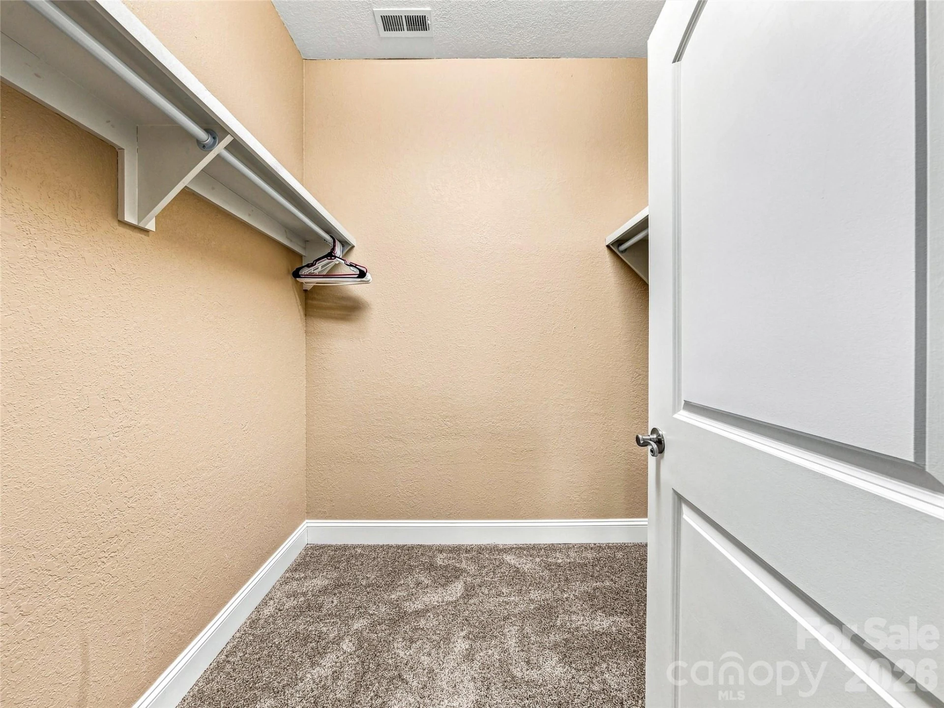 123 Isuhdavga Court - Photo 34