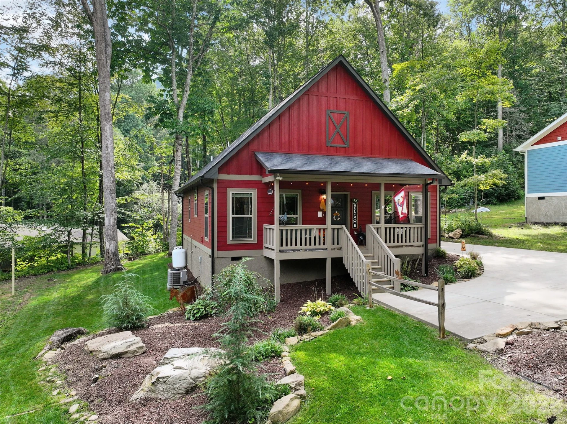 545 Twinbrook Lane - Photo 2