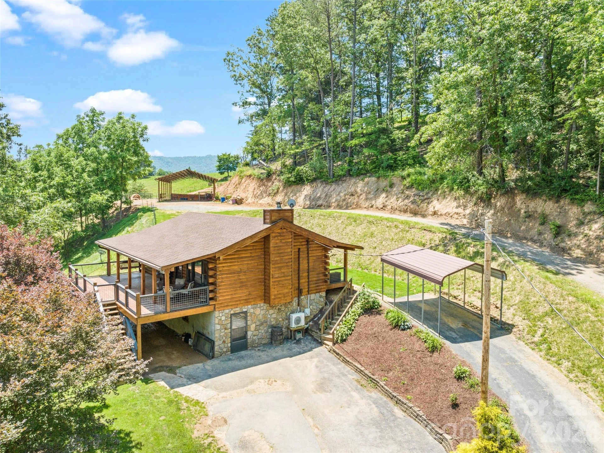 367 Robinson Road - Photo 2