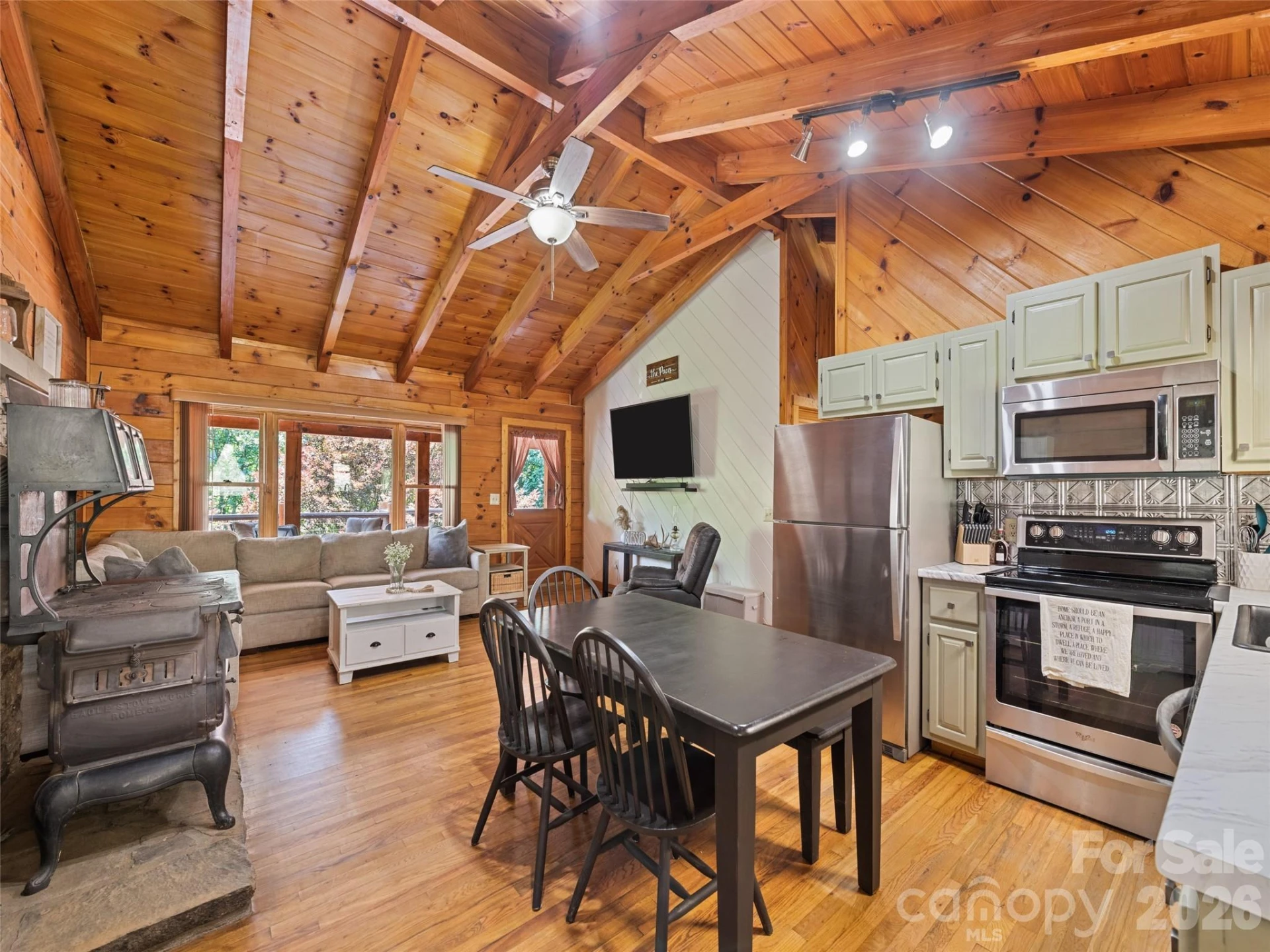 367 Robinson Road - Photo 8