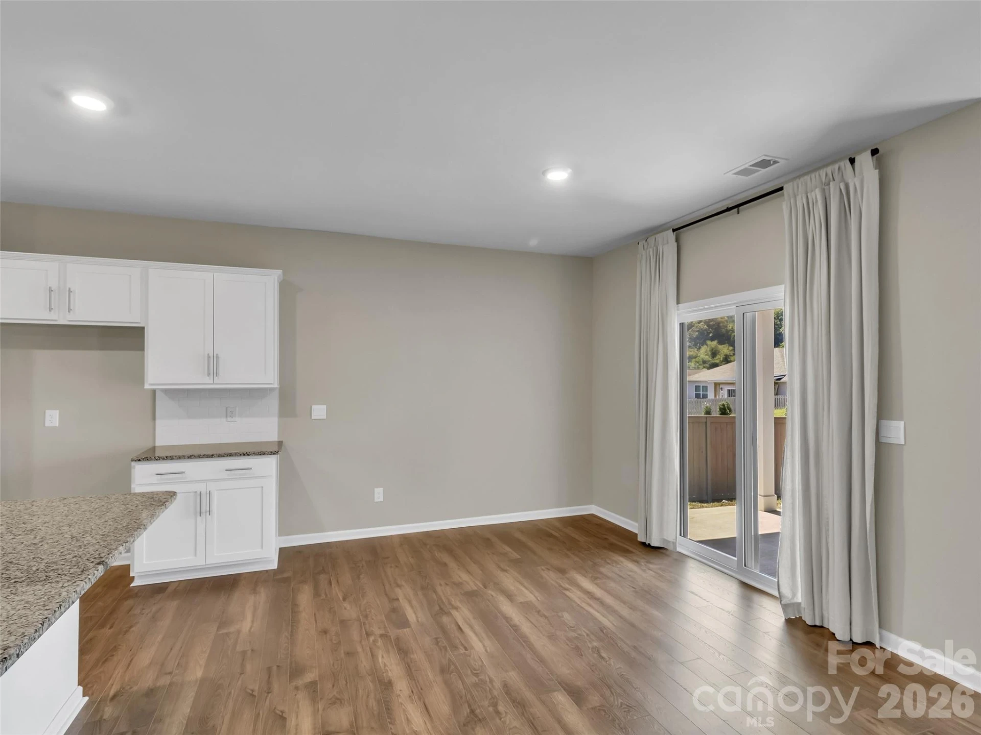 61 Woodvale Drive - Photo 10
