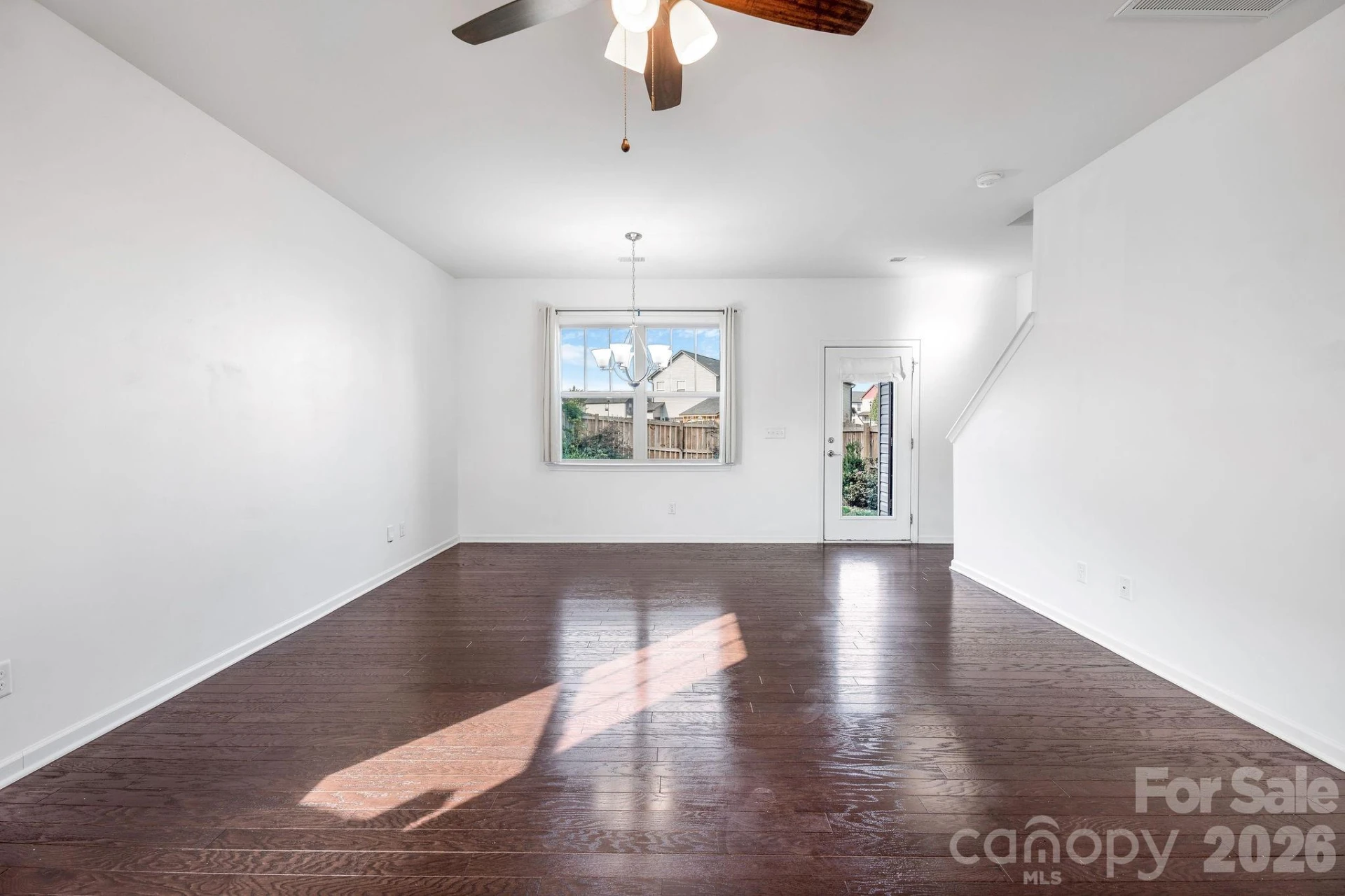 738 Cardwell Lane - Photo 9