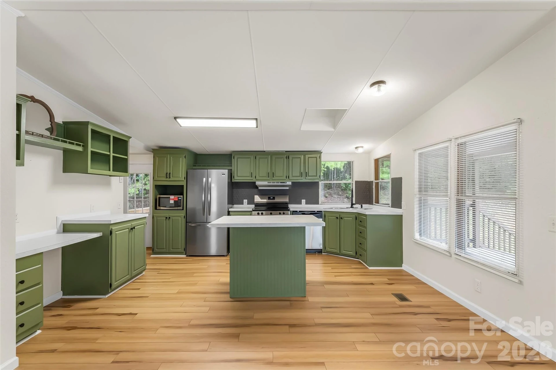 390 Stacy Hollow Drive - Photo 4