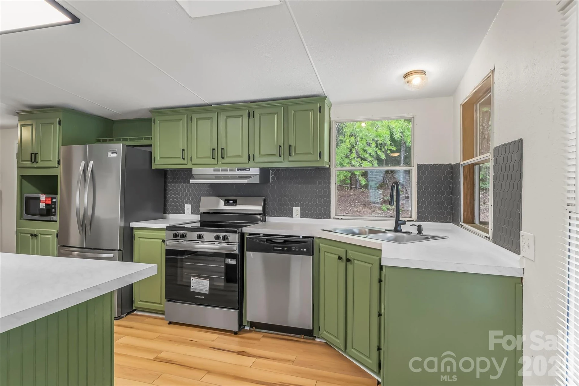 390 Stacy Hollow Drive - Photo 7