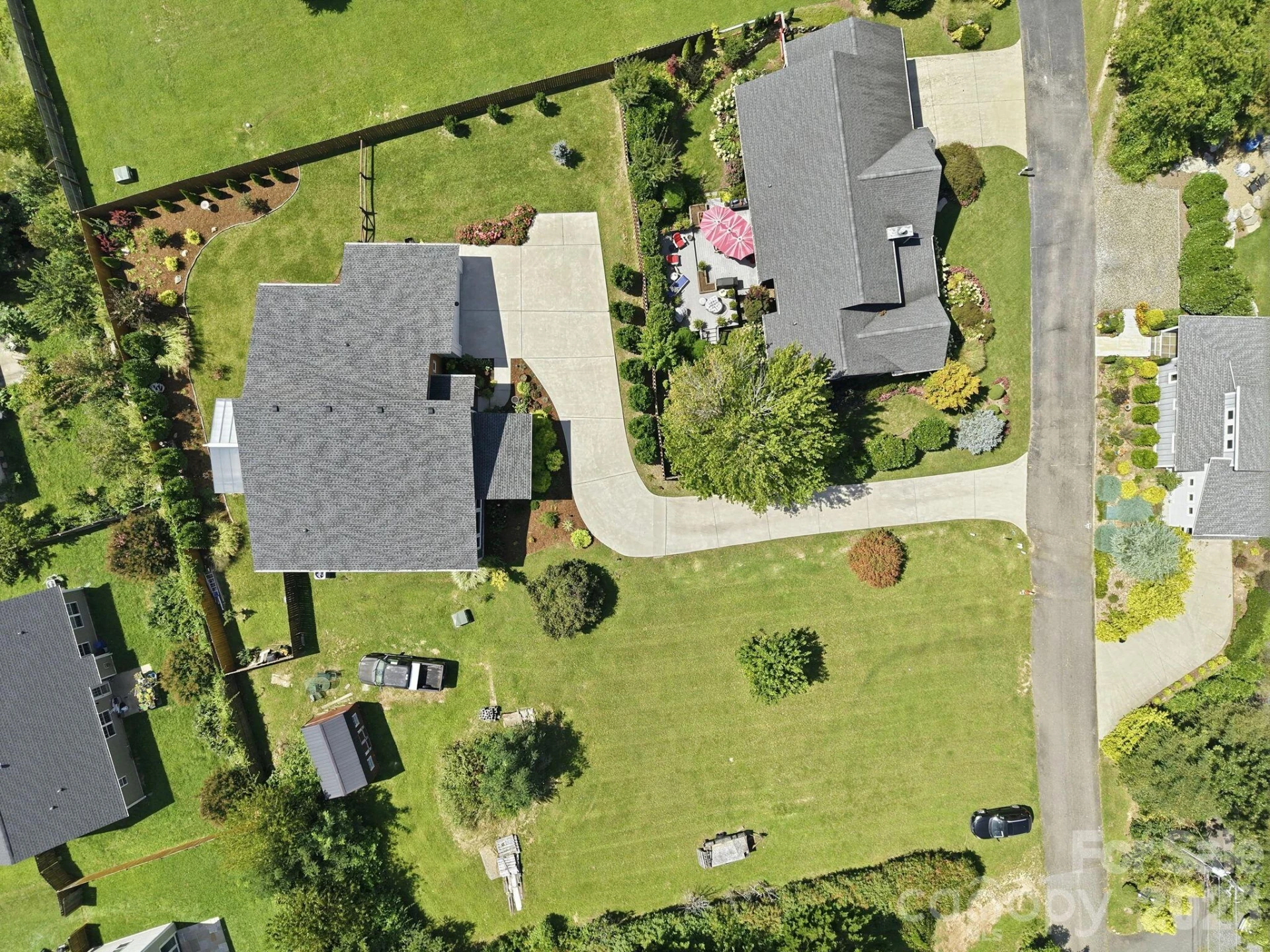 112 Upper Grove Lane - Photo 4
