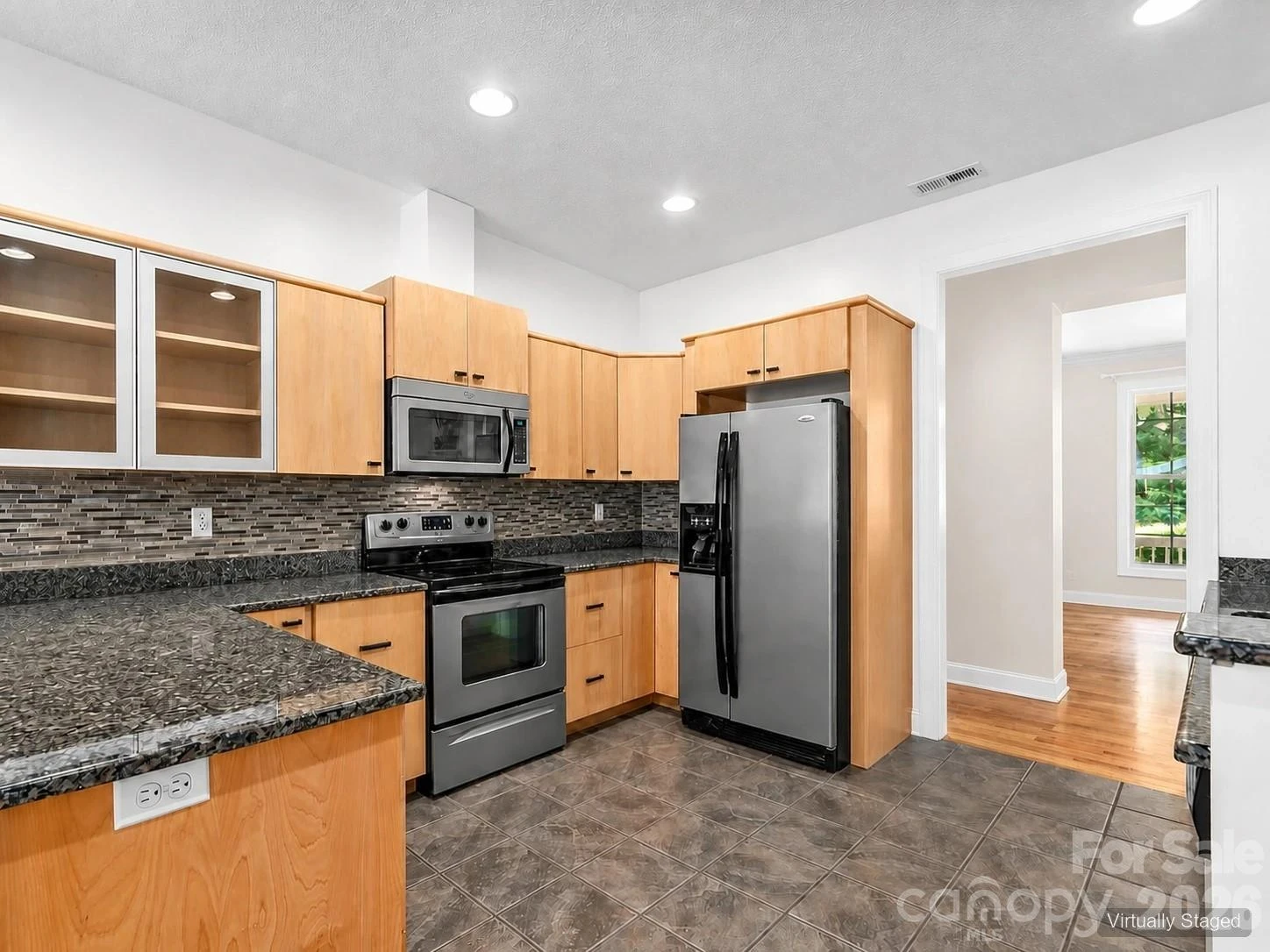 122 Twin Courts Drive - Photo 5