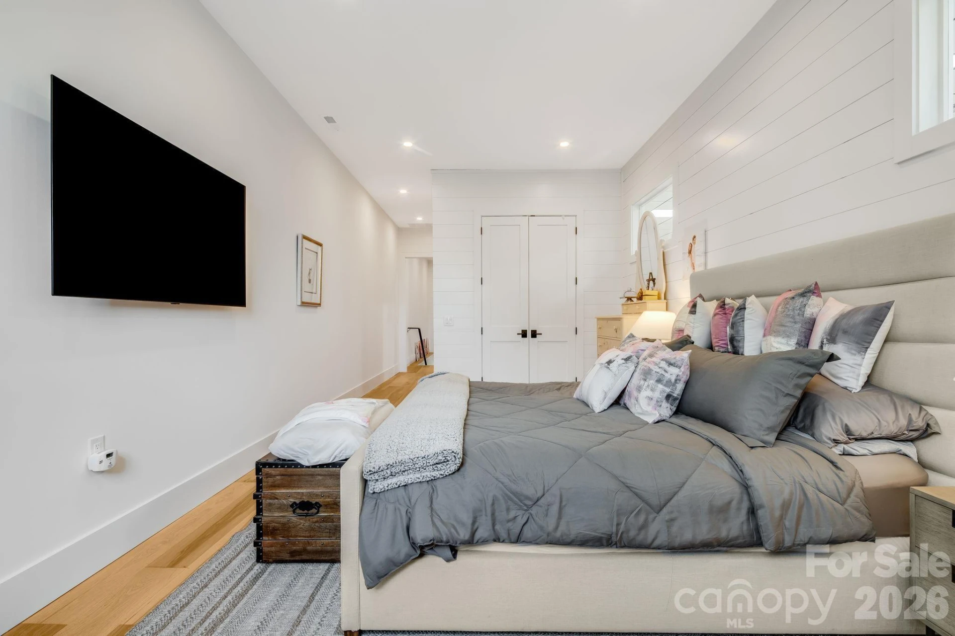 115 Speed Way #B - Photo 27