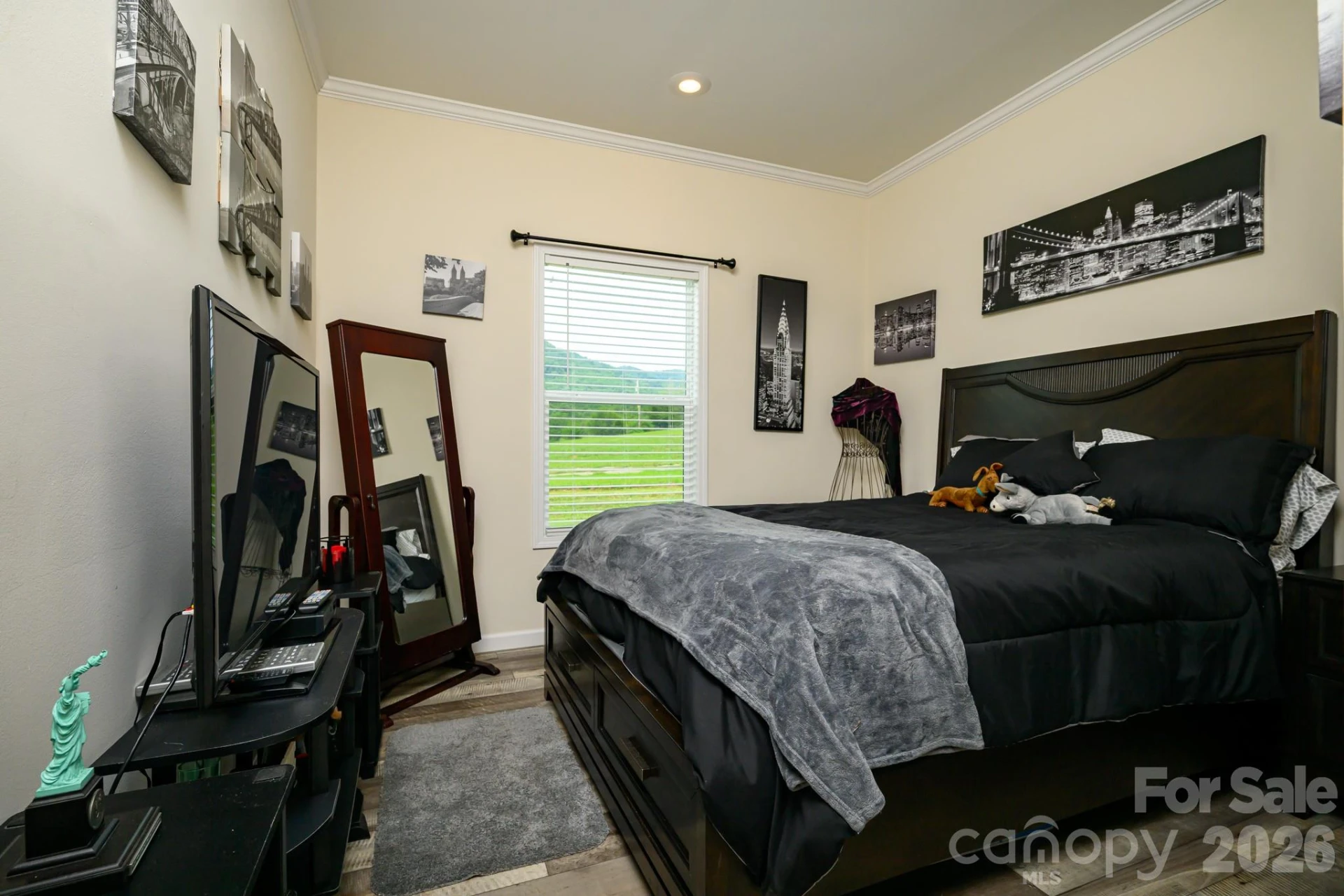 324 Plemmons Place - Photo 10