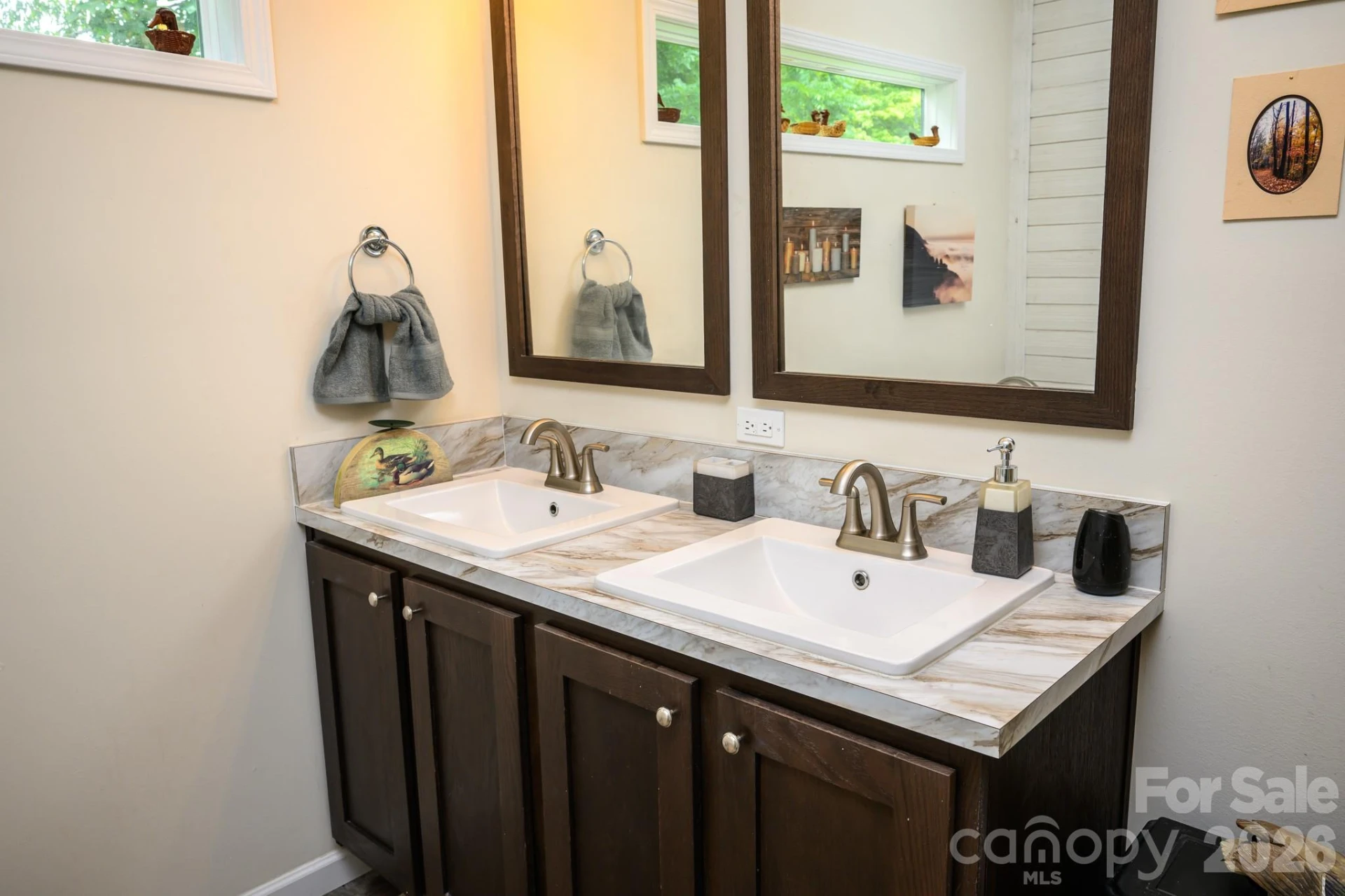324 Plemmons Place - Photo 14