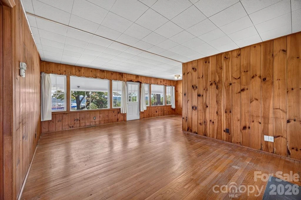 2409 Lucas Street - Photo 13