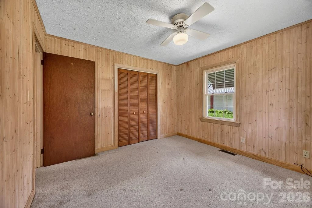 2409 Lucas Street - Photo 30