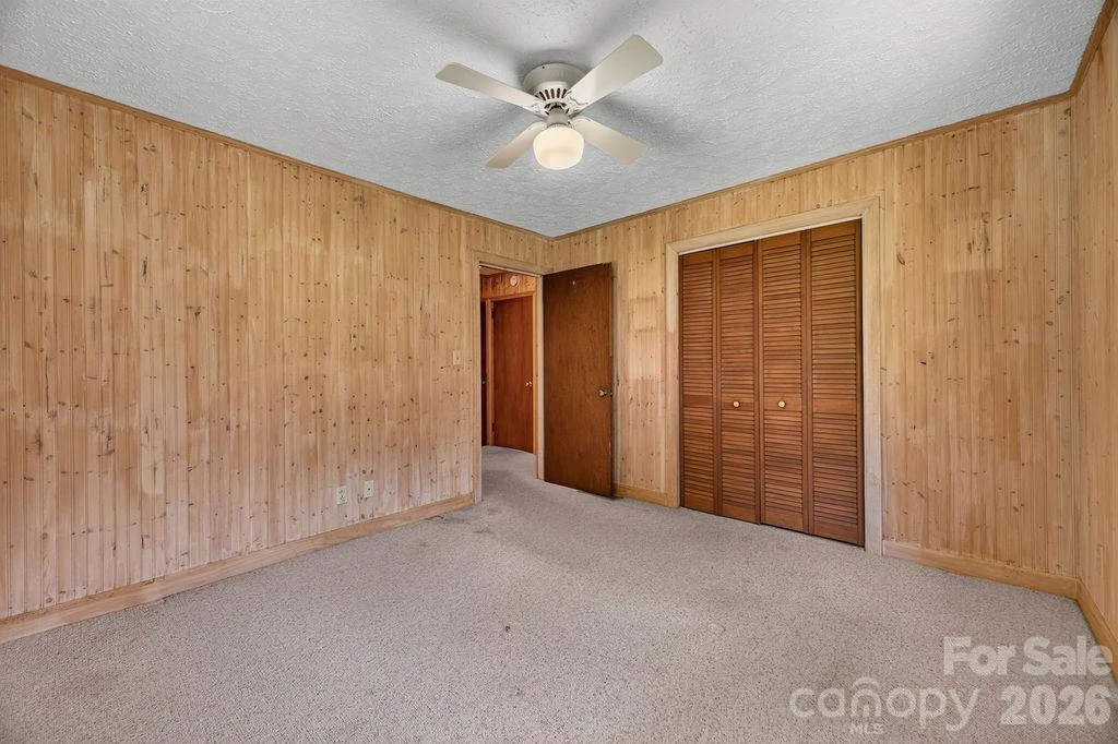 2409 Lucas Street - Photo 31